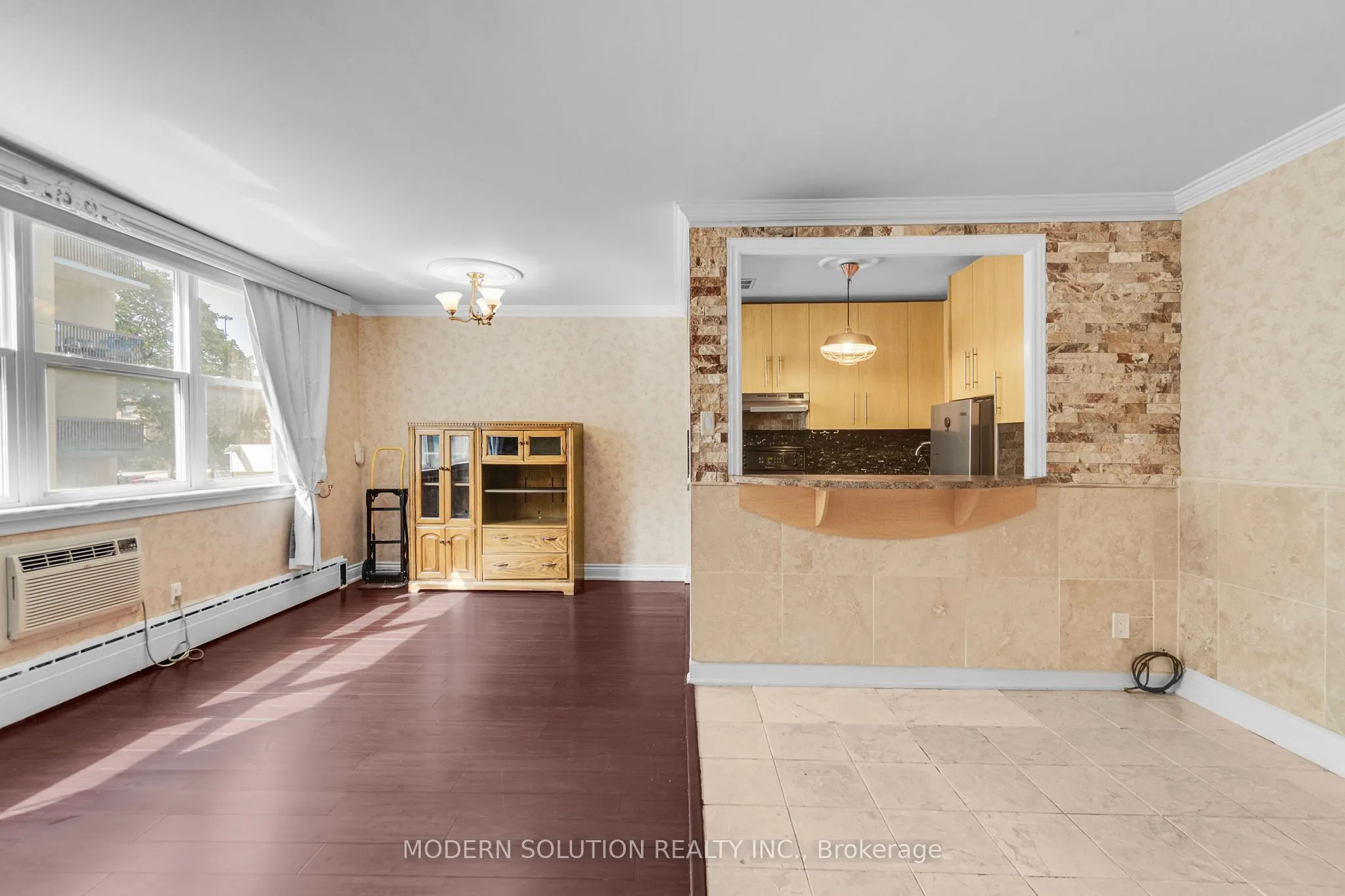 59 Neptune Drive, #104