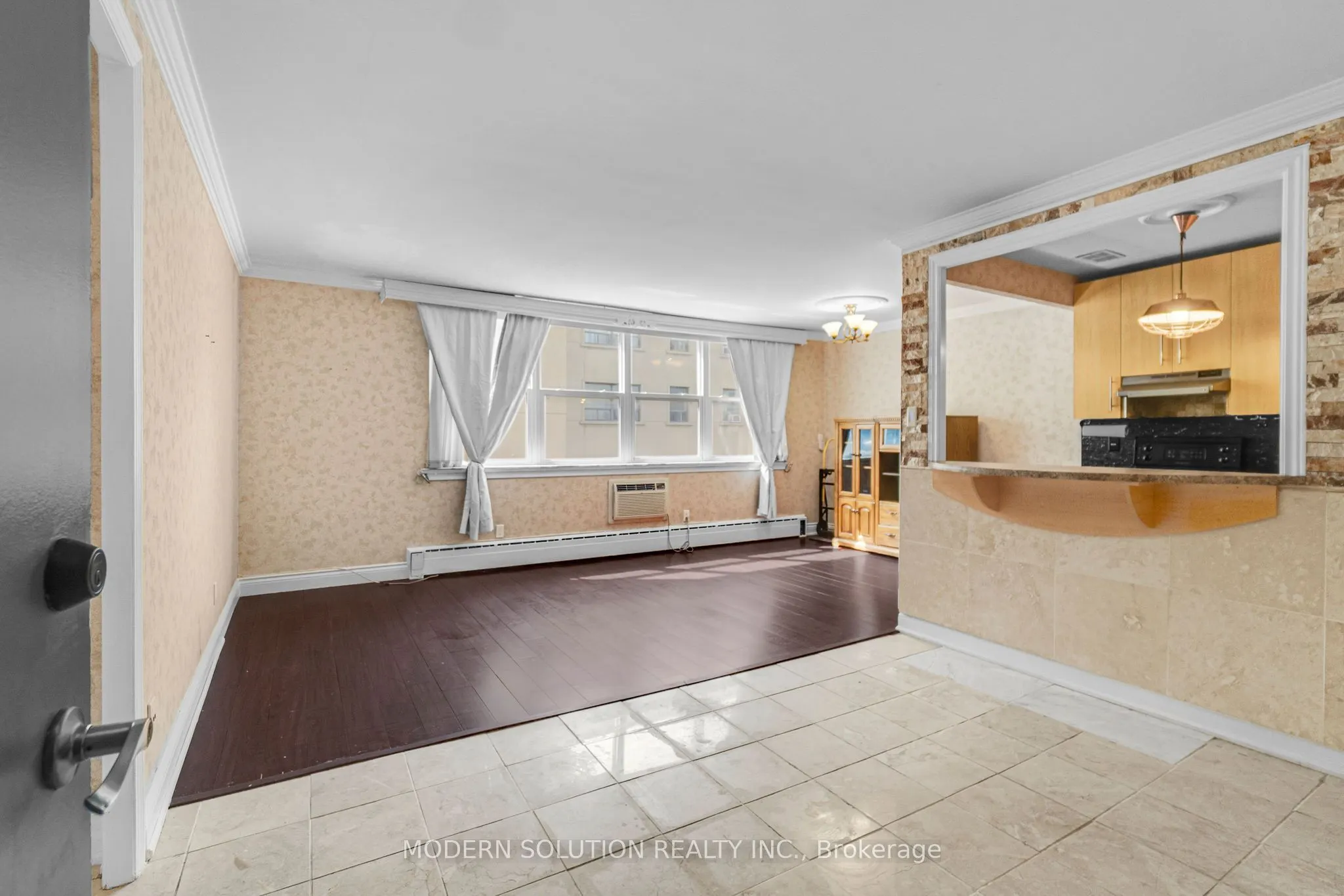 59 Neptune Drive, #104