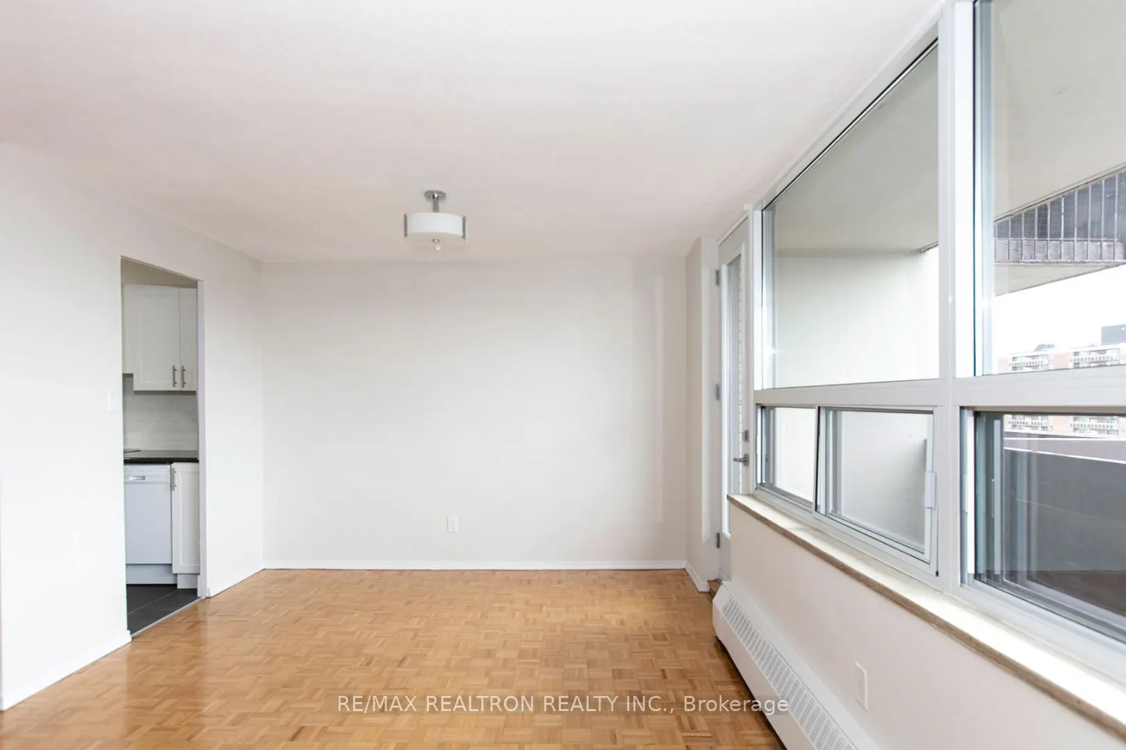 6200 Bathurst Street, #1102