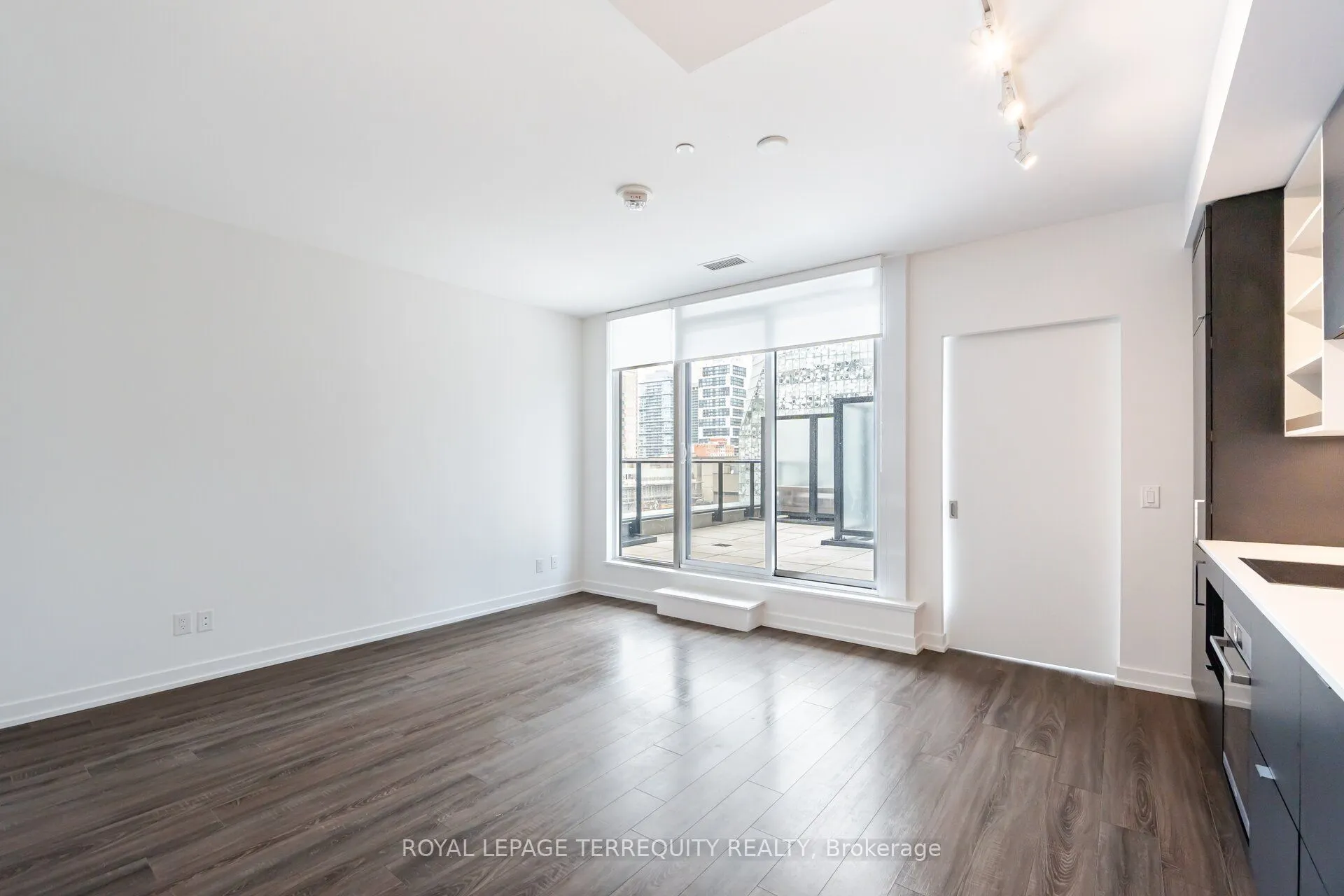 20 Edward Street, #518