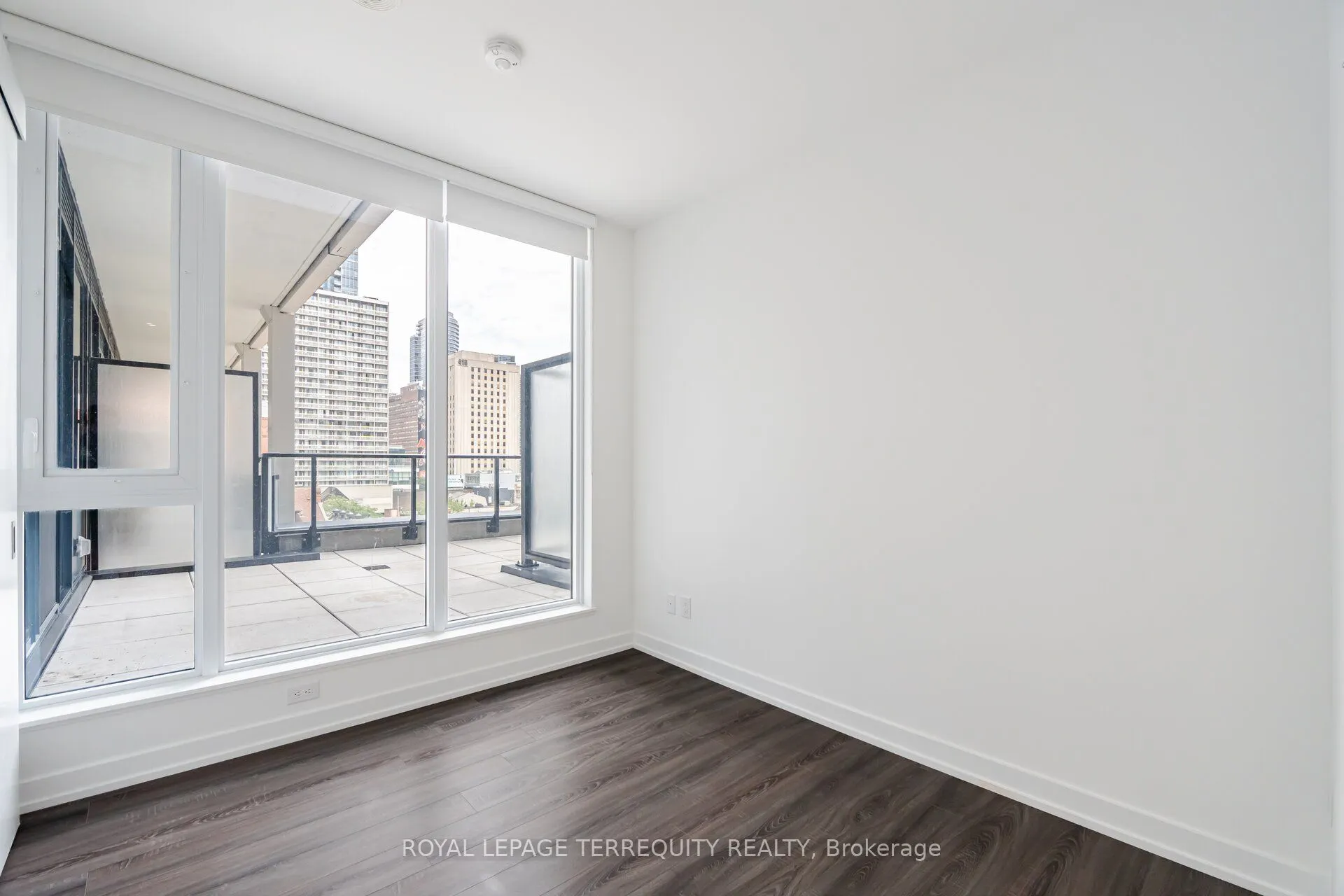 20 Edward Street, #518