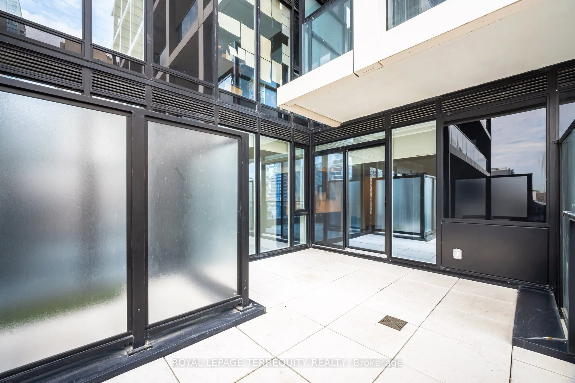 20 Edward Street, #518