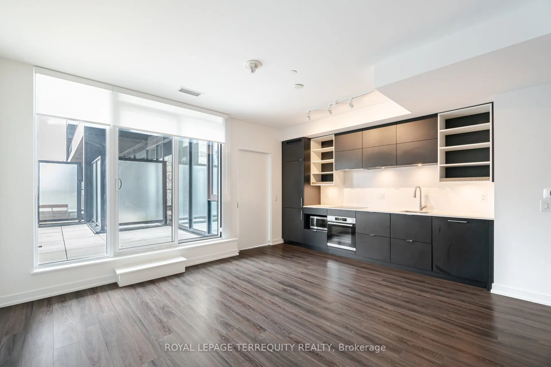 20 Edward Street, #518
