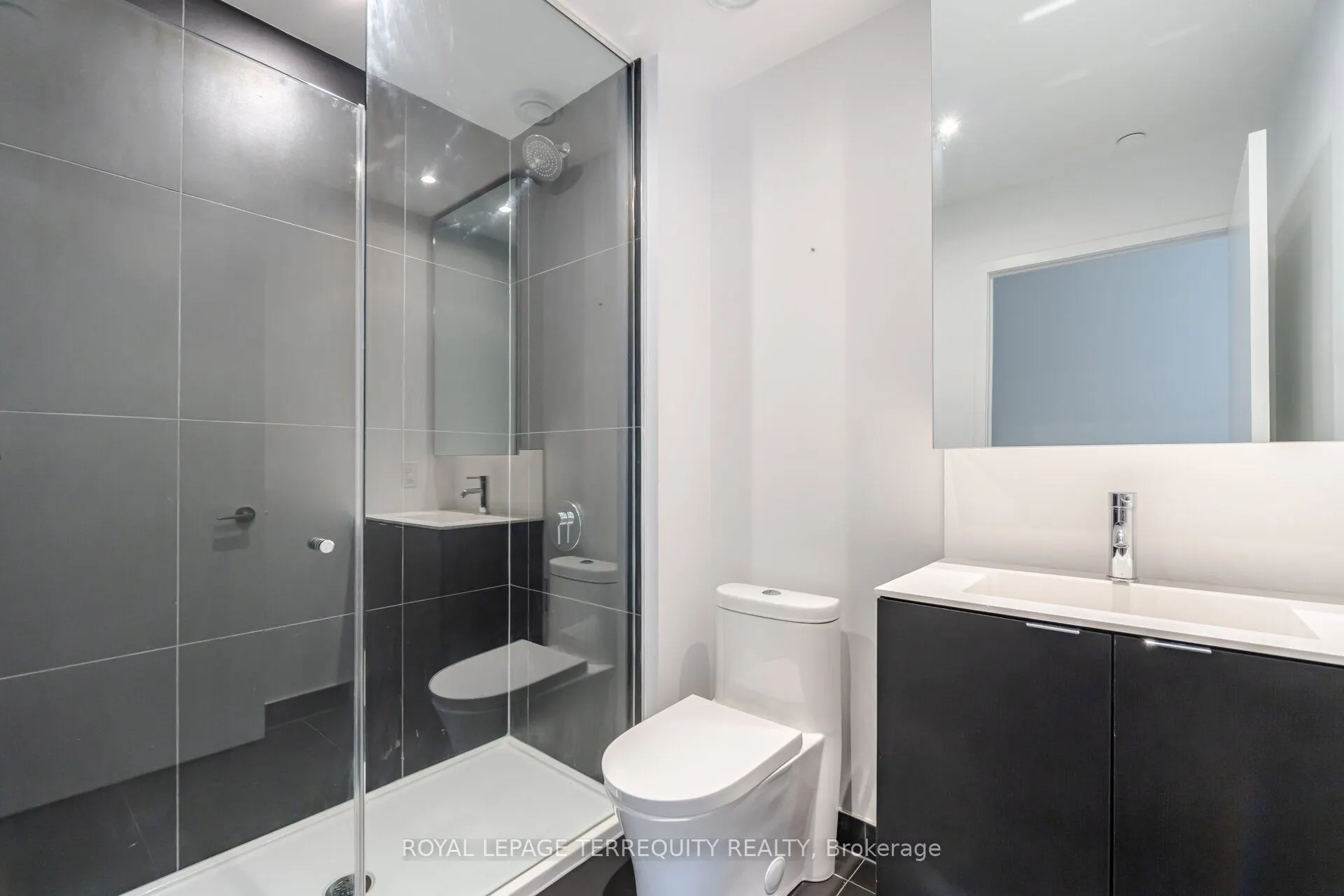 20 Edward Street, #518
