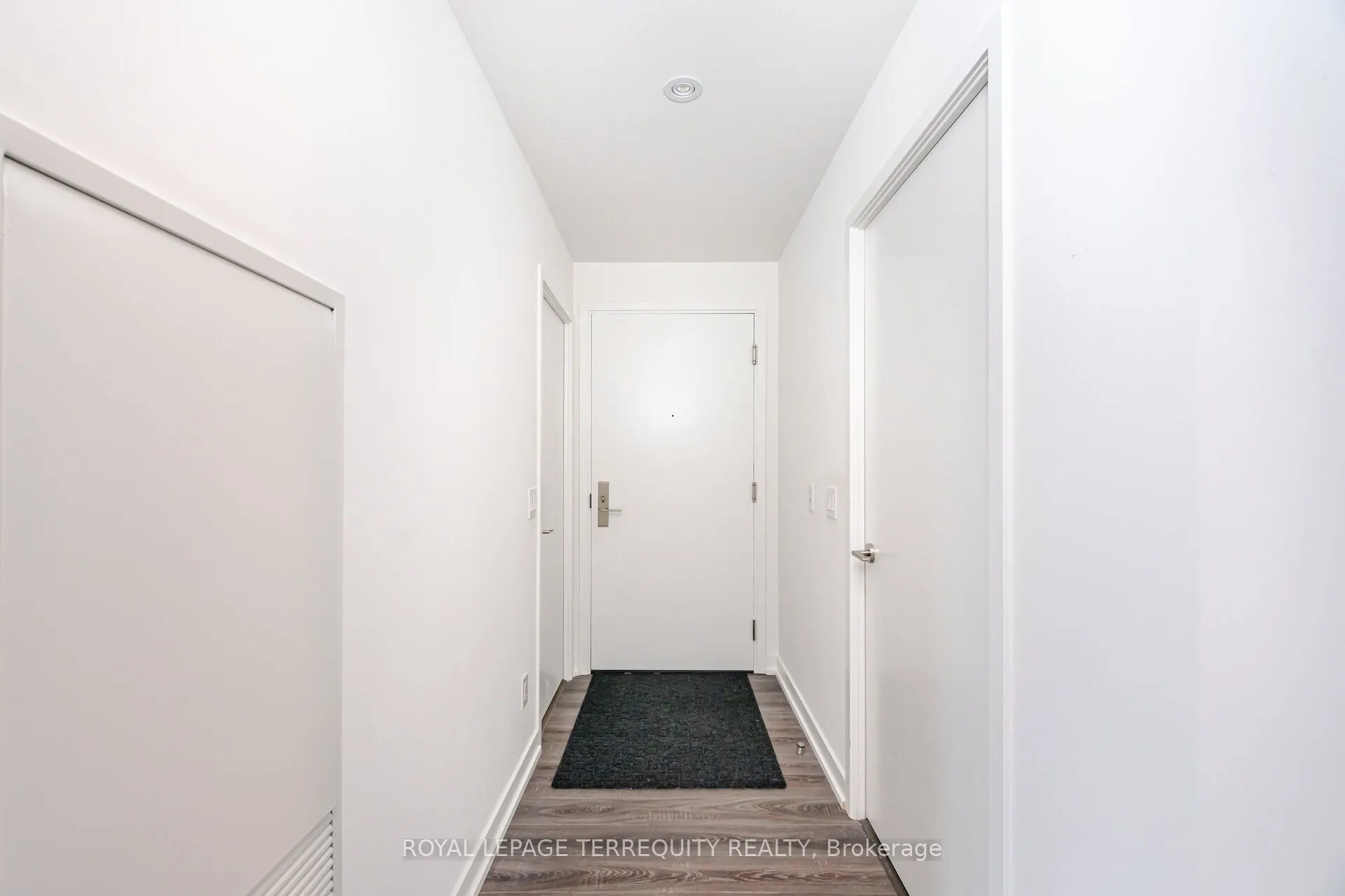 20 Edward Street, #518