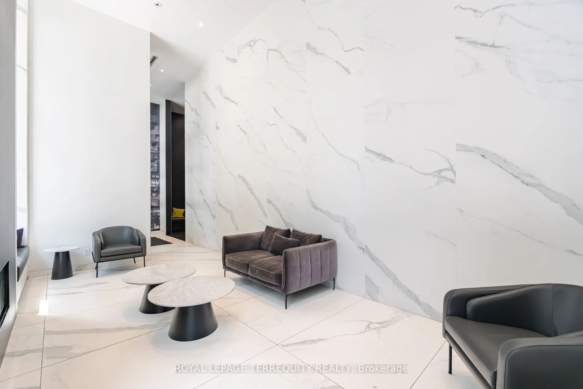 20 Edward Street, #518