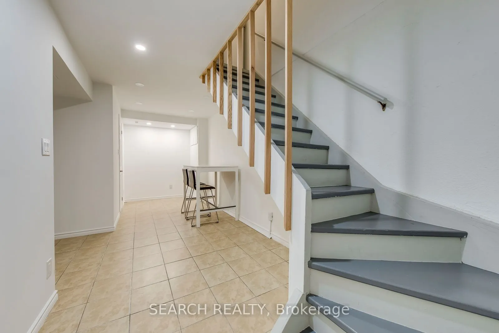 12 Douville Court