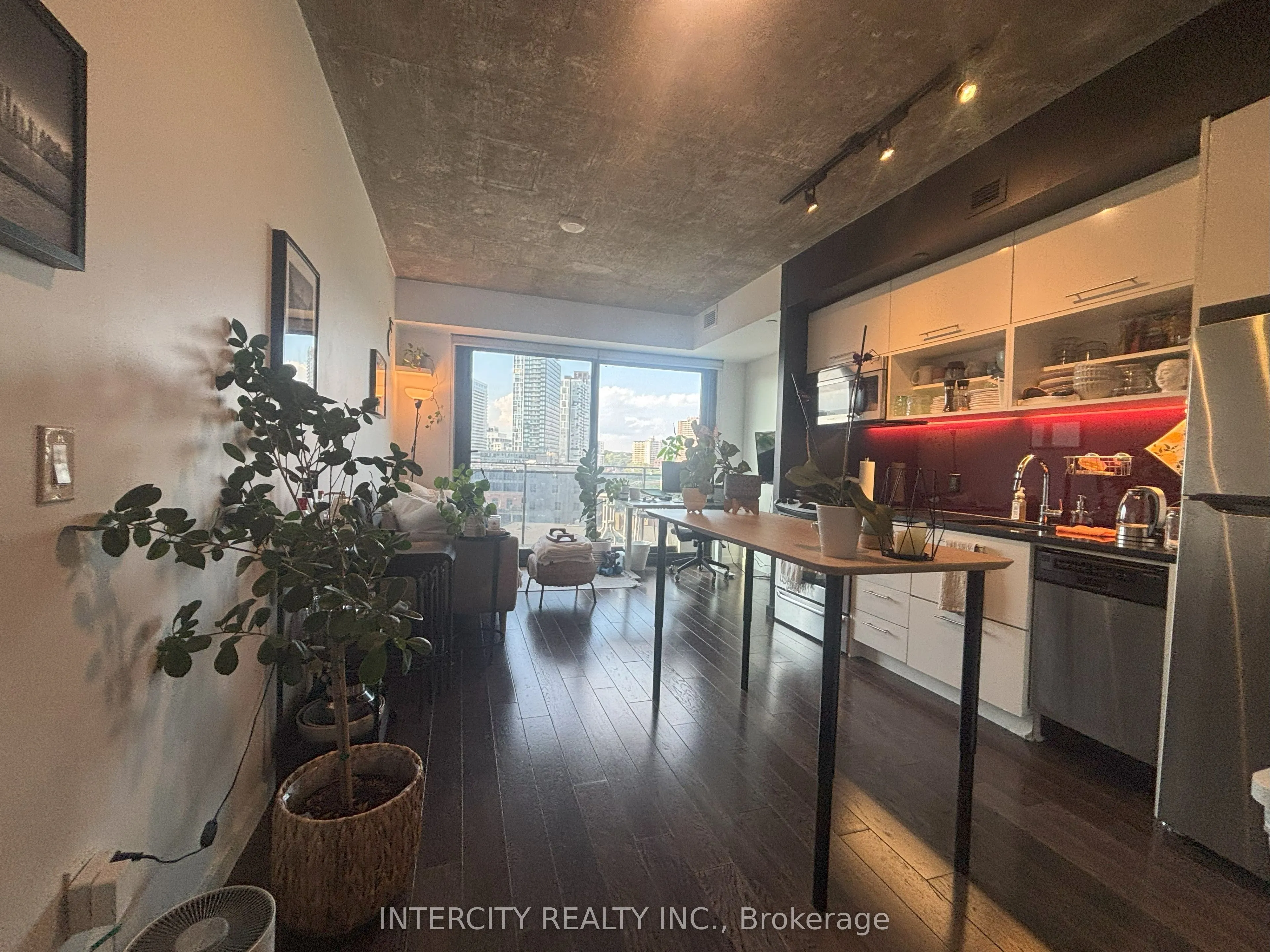 51 Trolley Crescent, #823