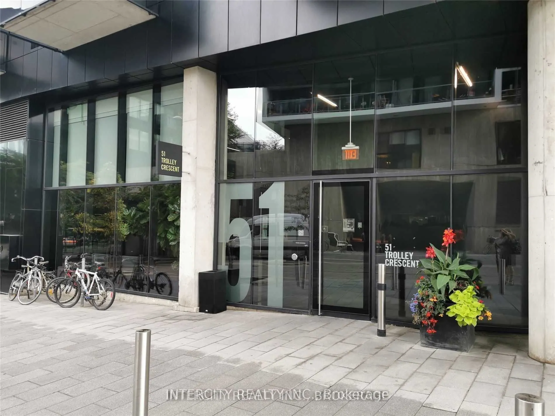 51 Trolley Crescent, #823