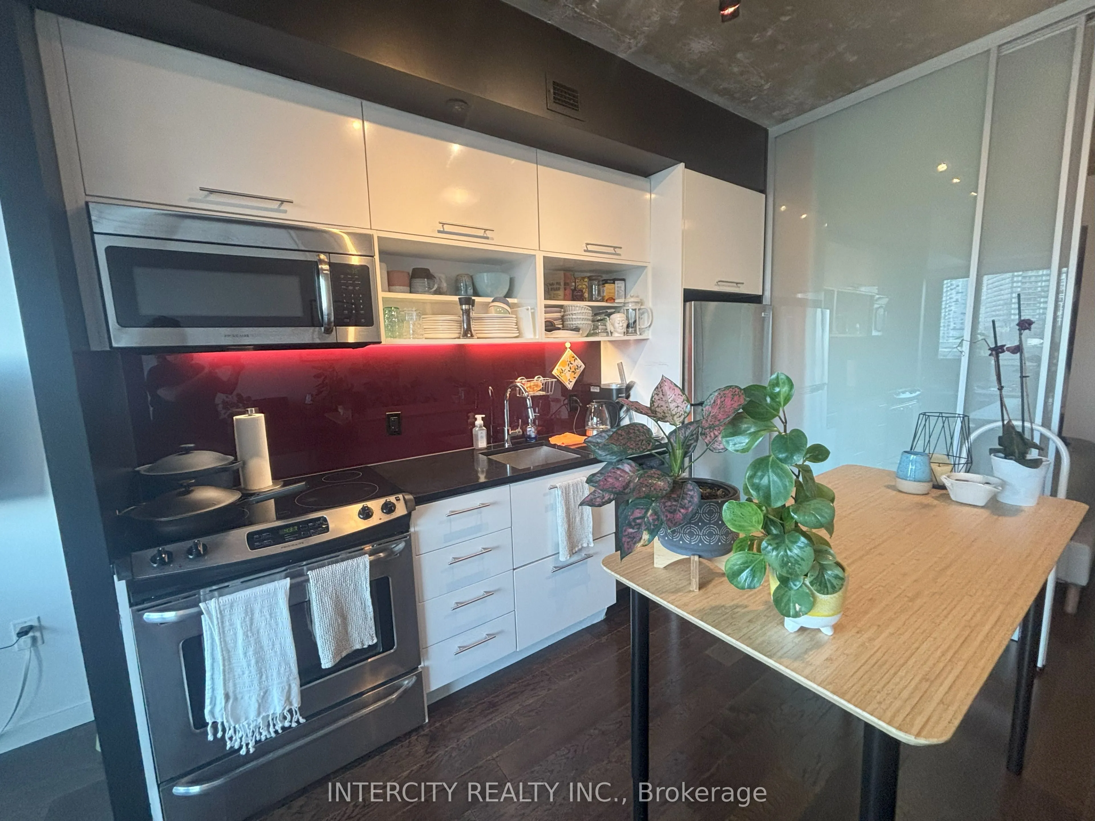 51 Trolley Crescent, #823