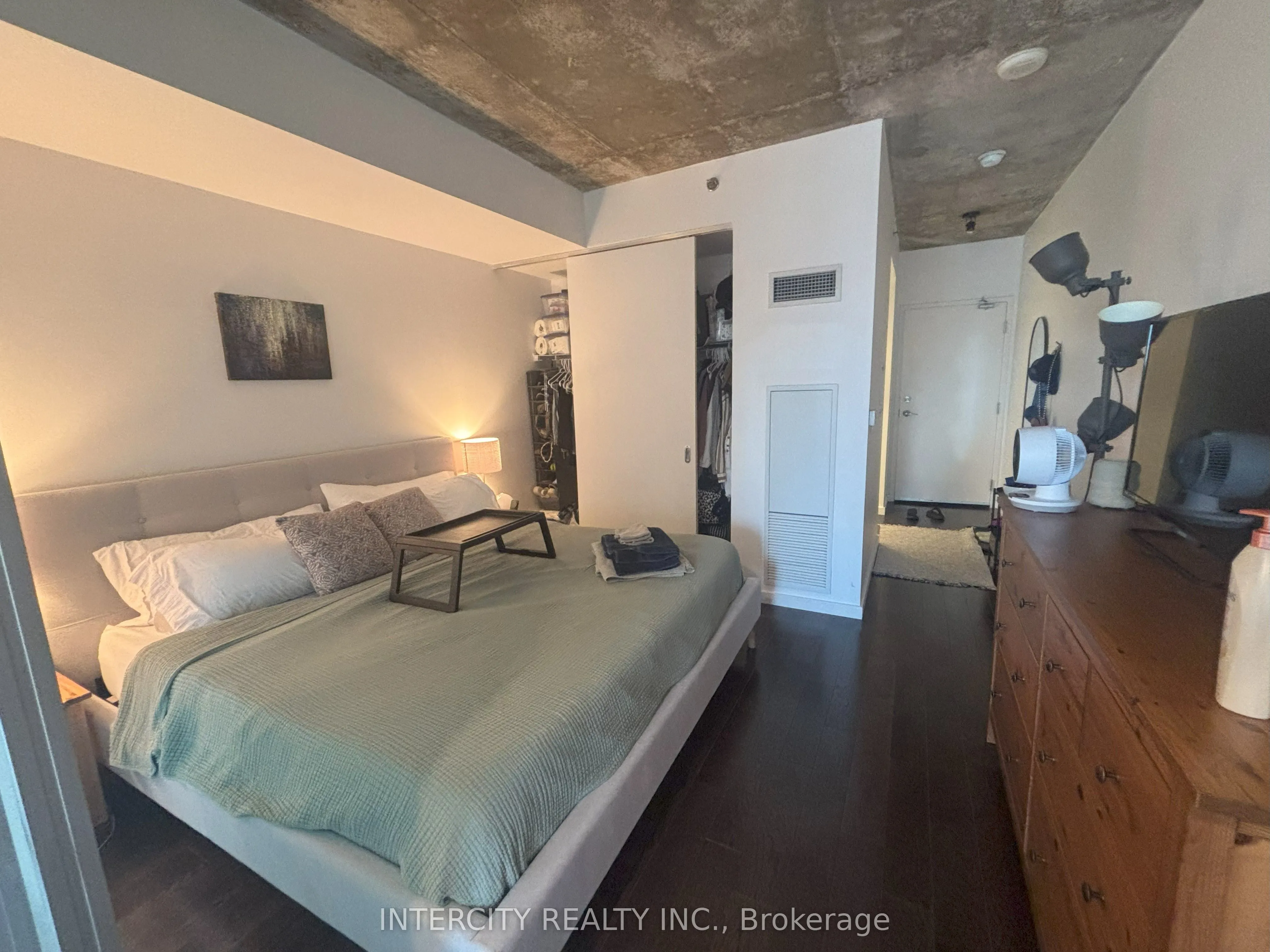 51 Trolley Crescent, #823