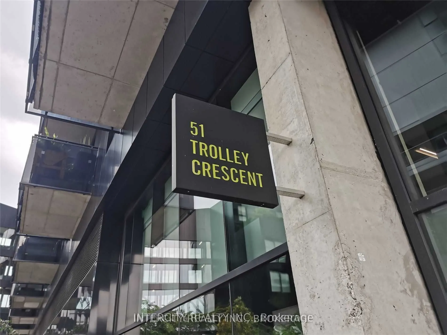 51 Trolley Crescent, #823