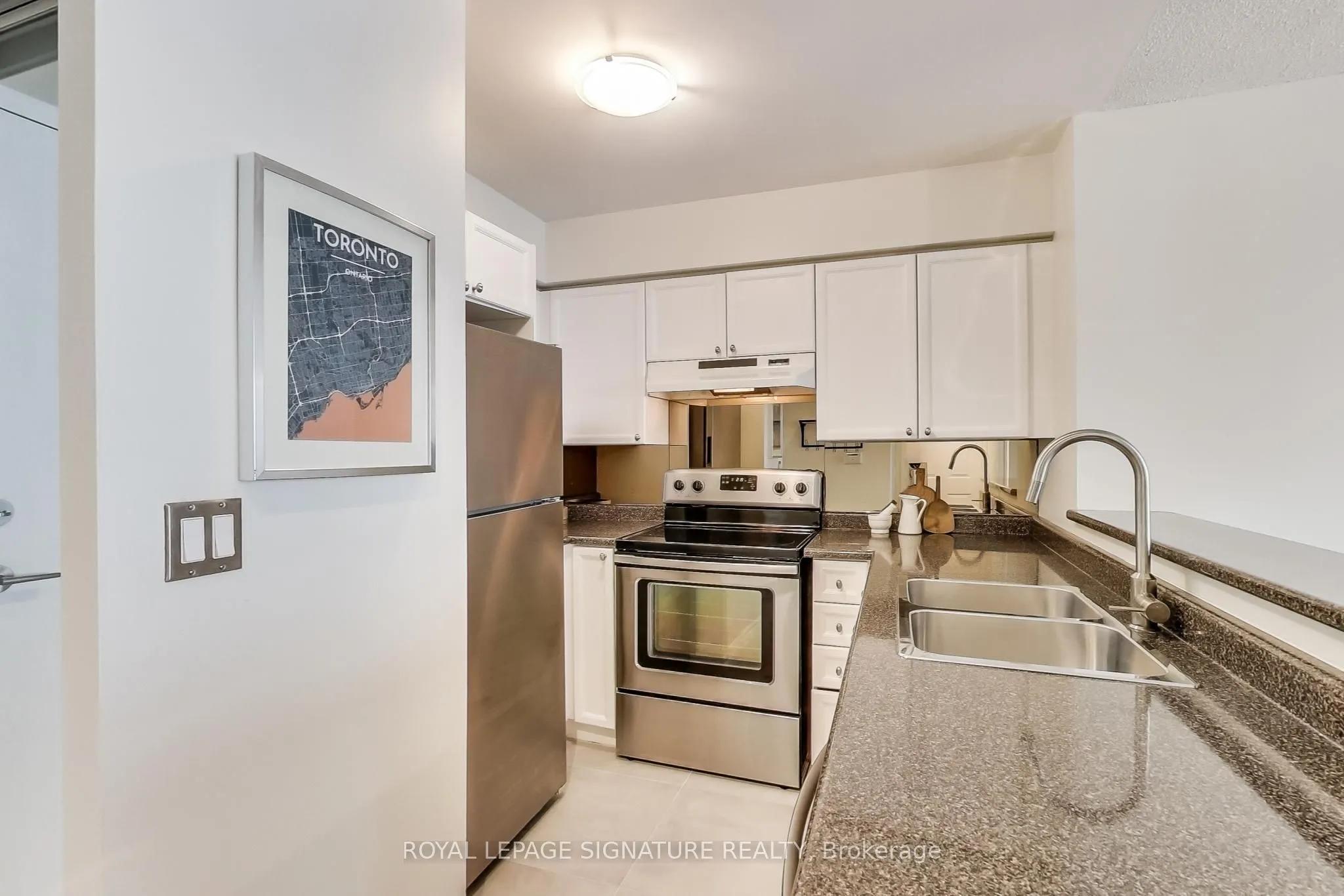109 Front Street E, #726