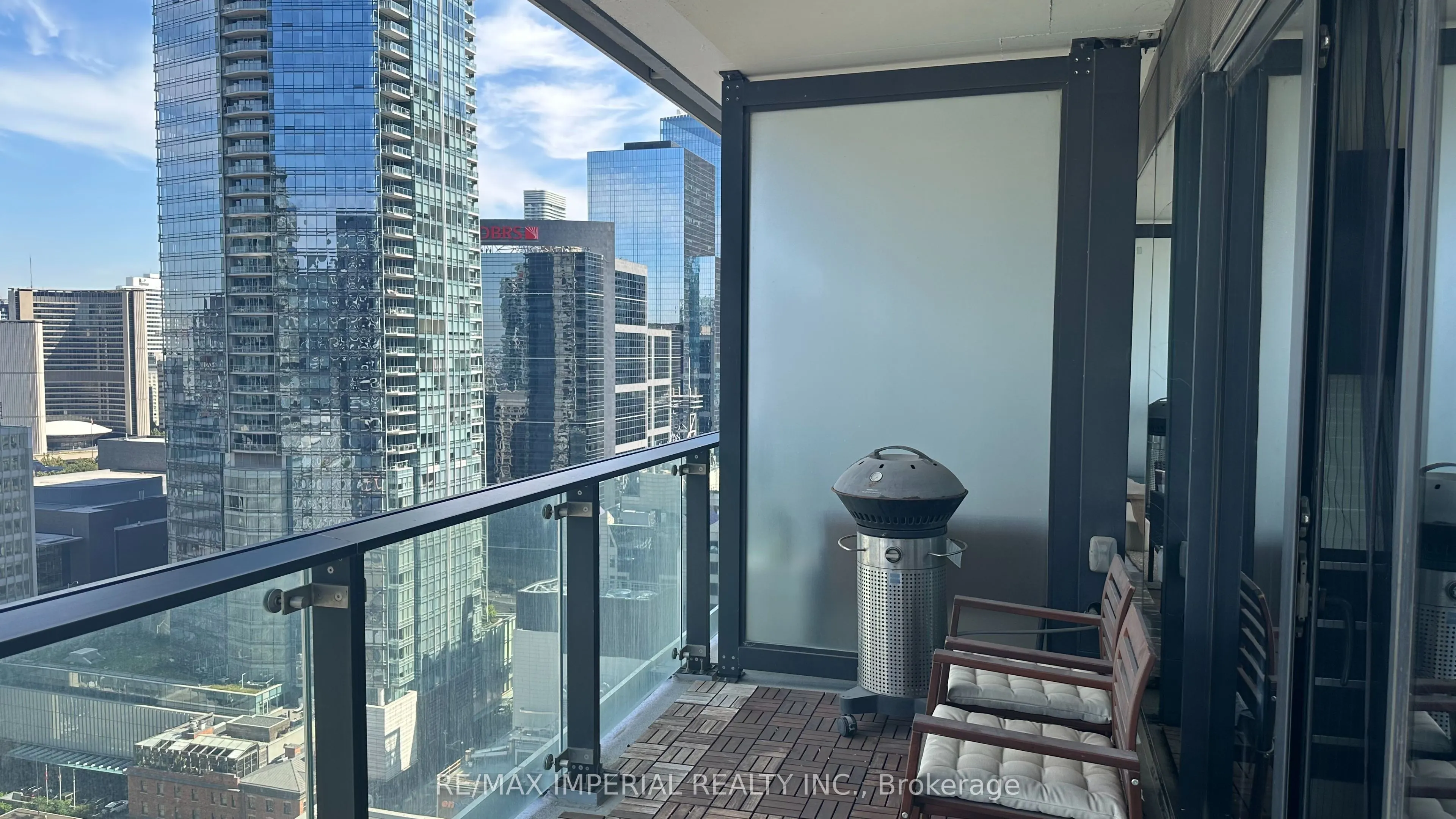 224 King Street W, #2201