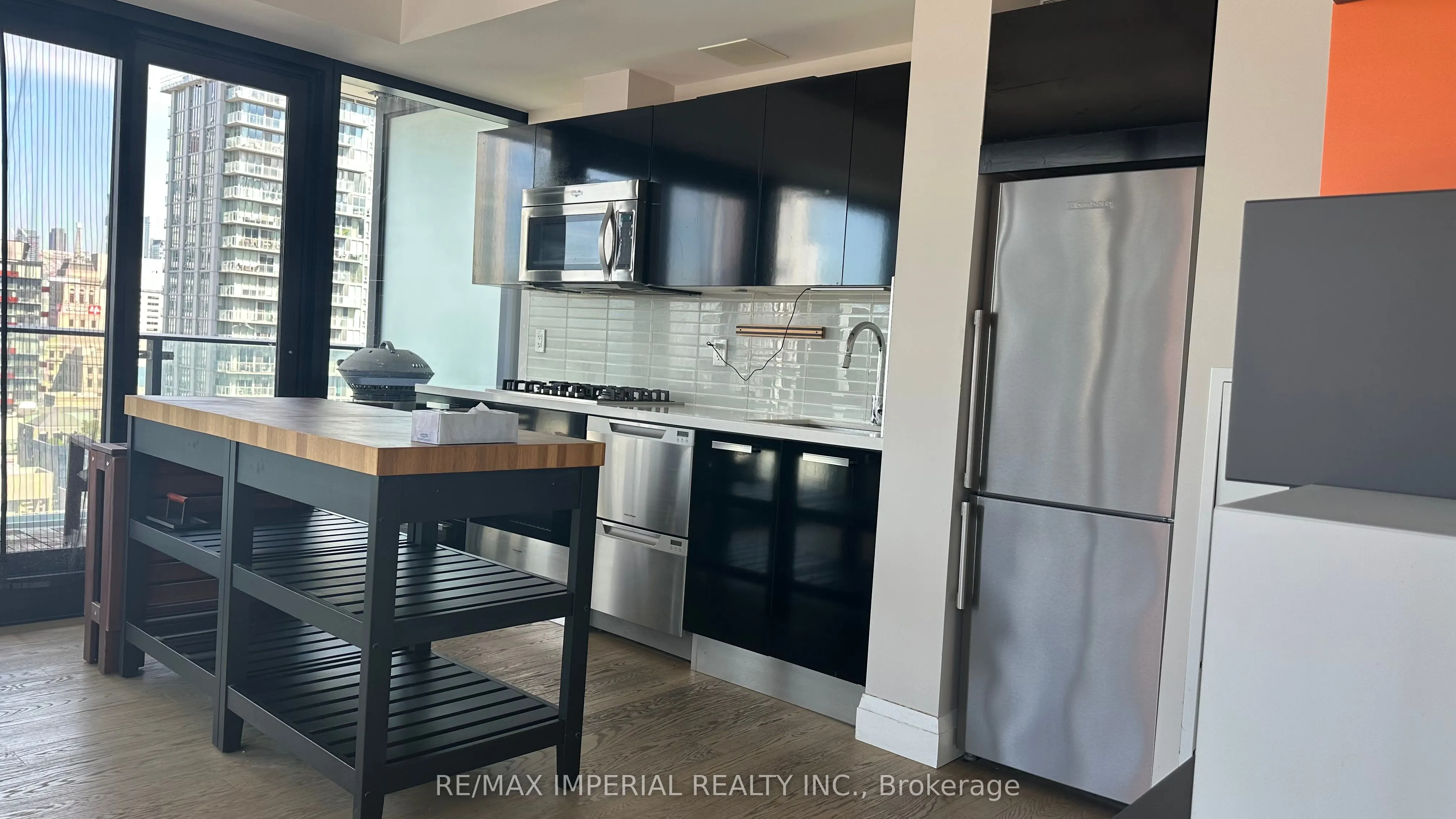 224 King Street W, #2201
