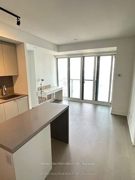 7 Grenville Street, #4313