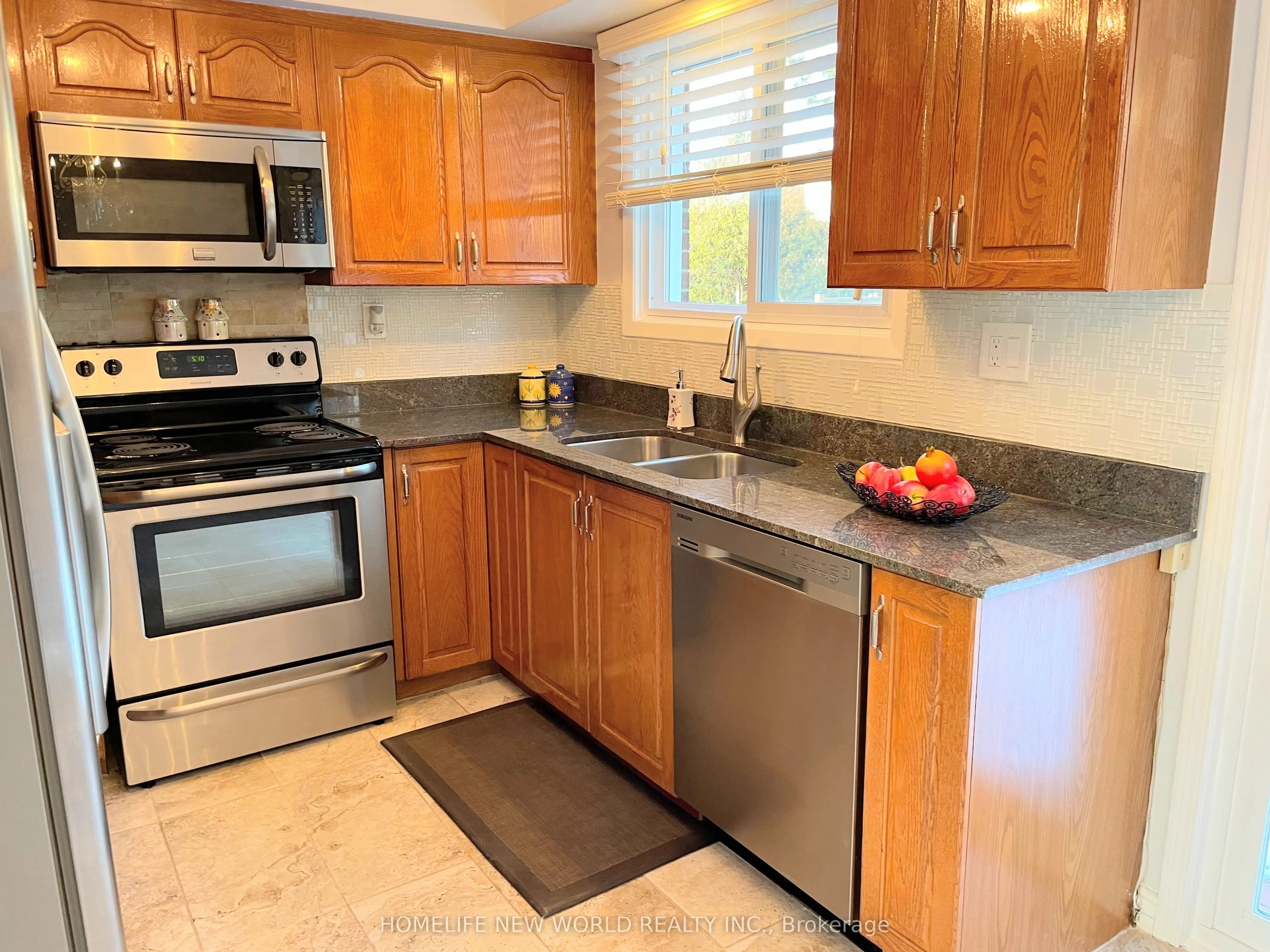 58 Marathon Crescent