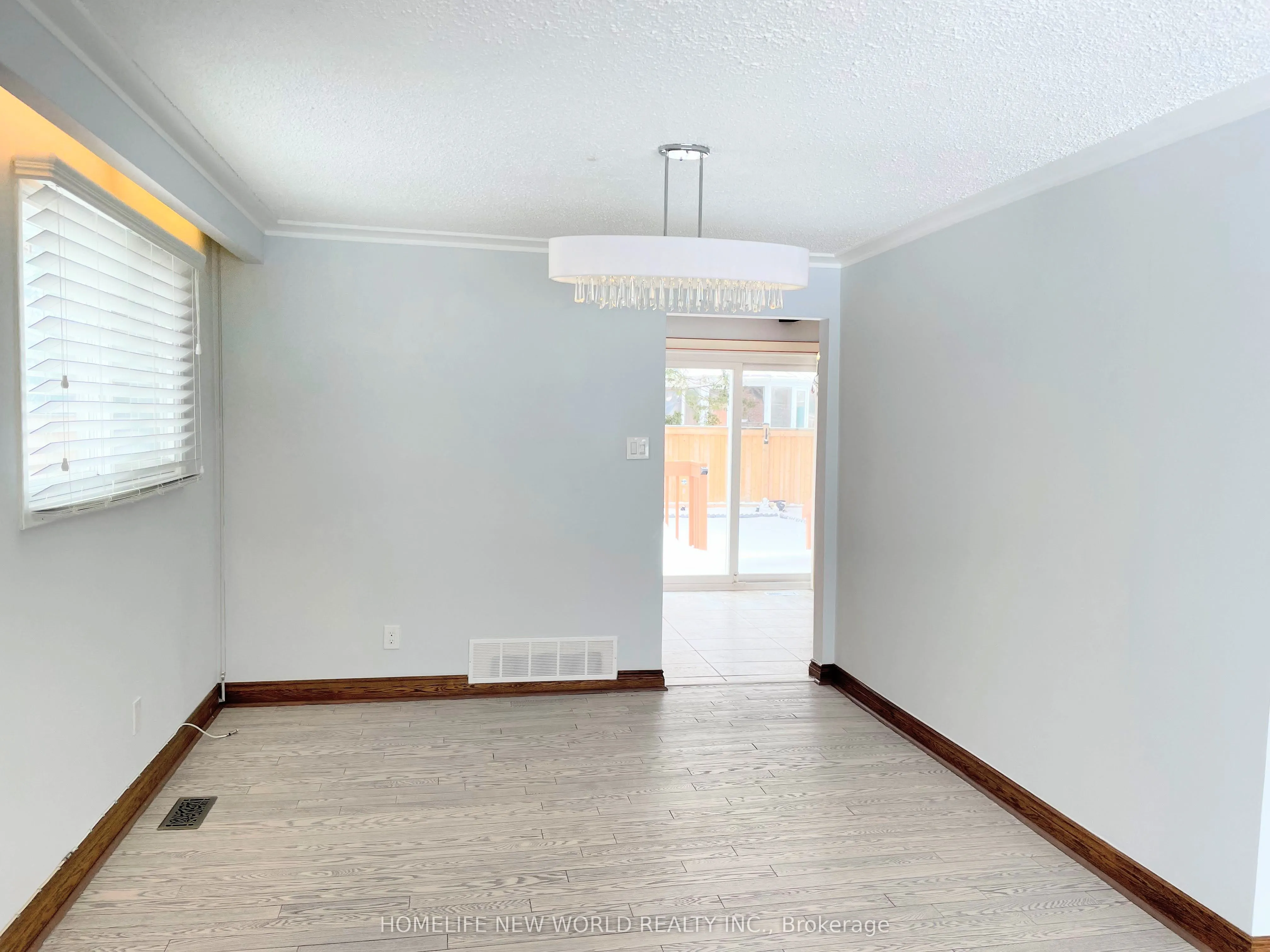 58 Marathon Crescent