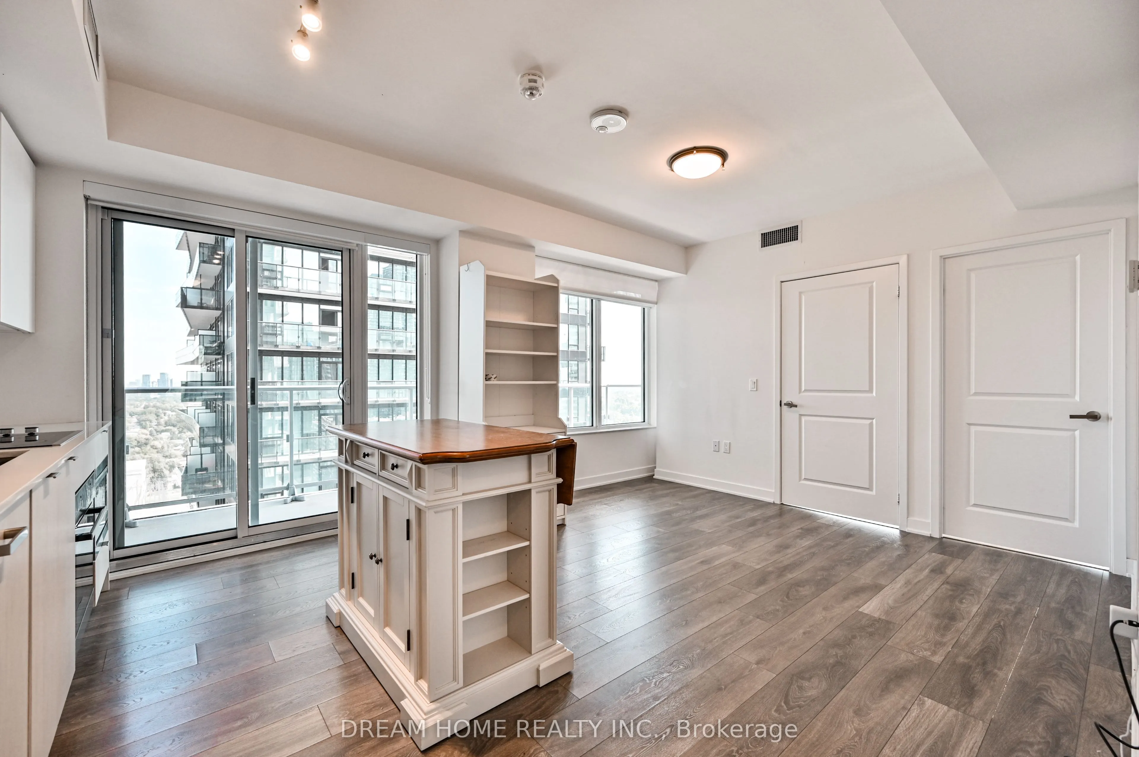 195 Redpath Avenue, #2404