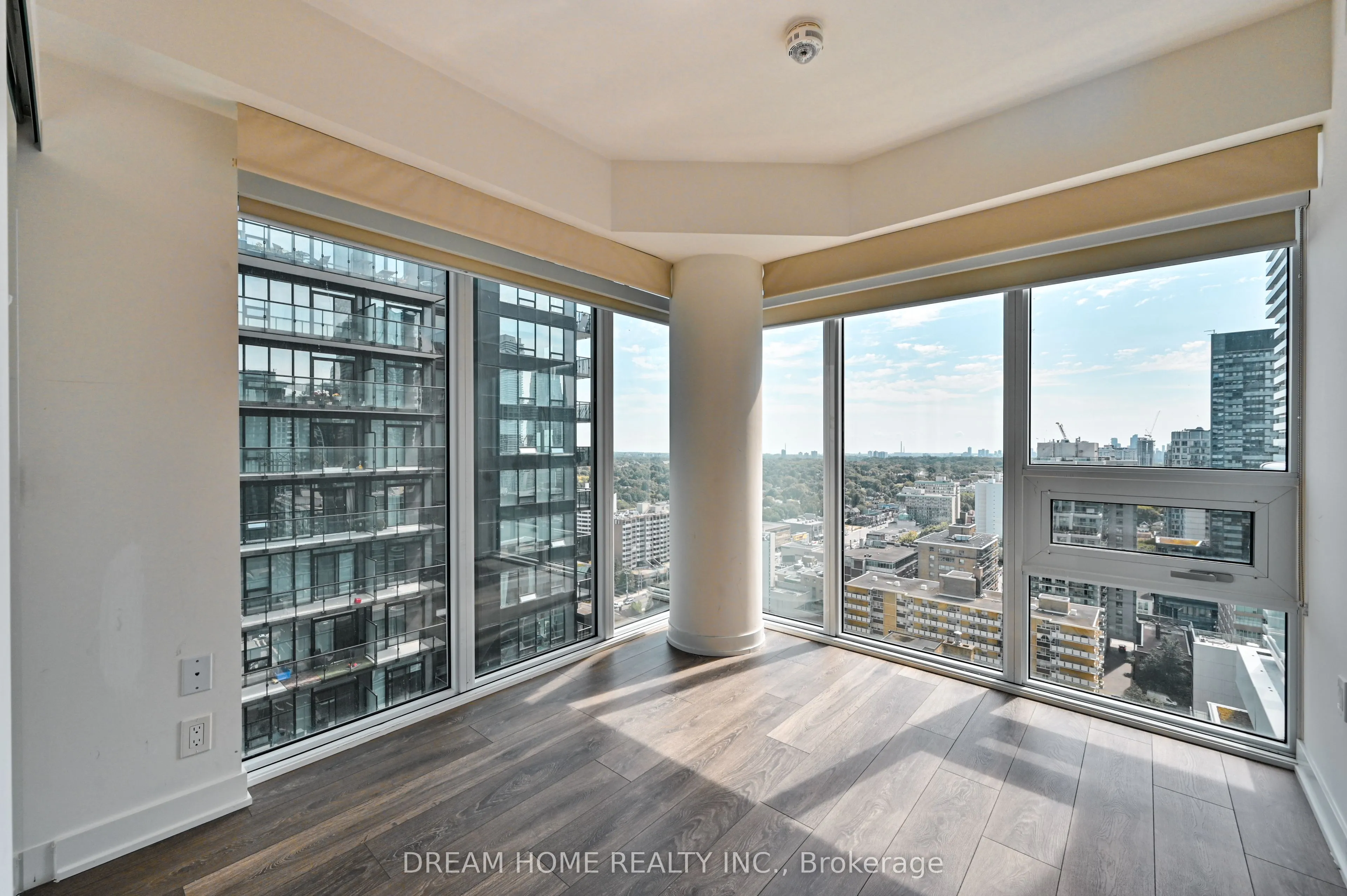 195 Redpath Avenue, #2404