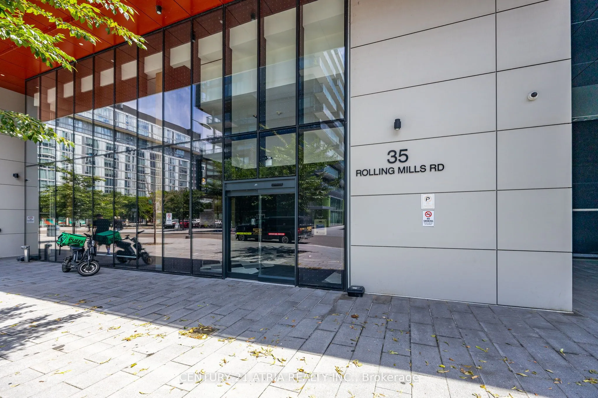 35 Rolling Mills Road, #S304