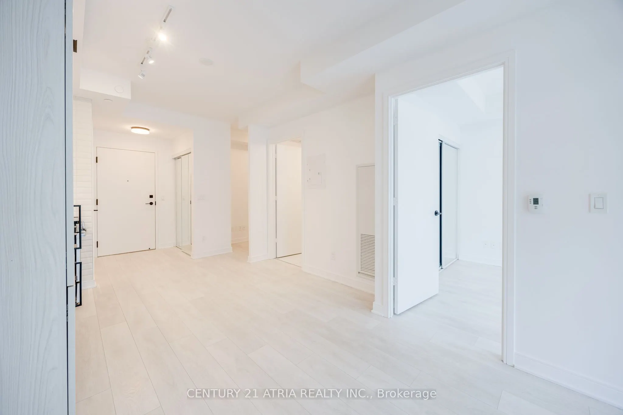 35 Rolling Mills Road, #S304