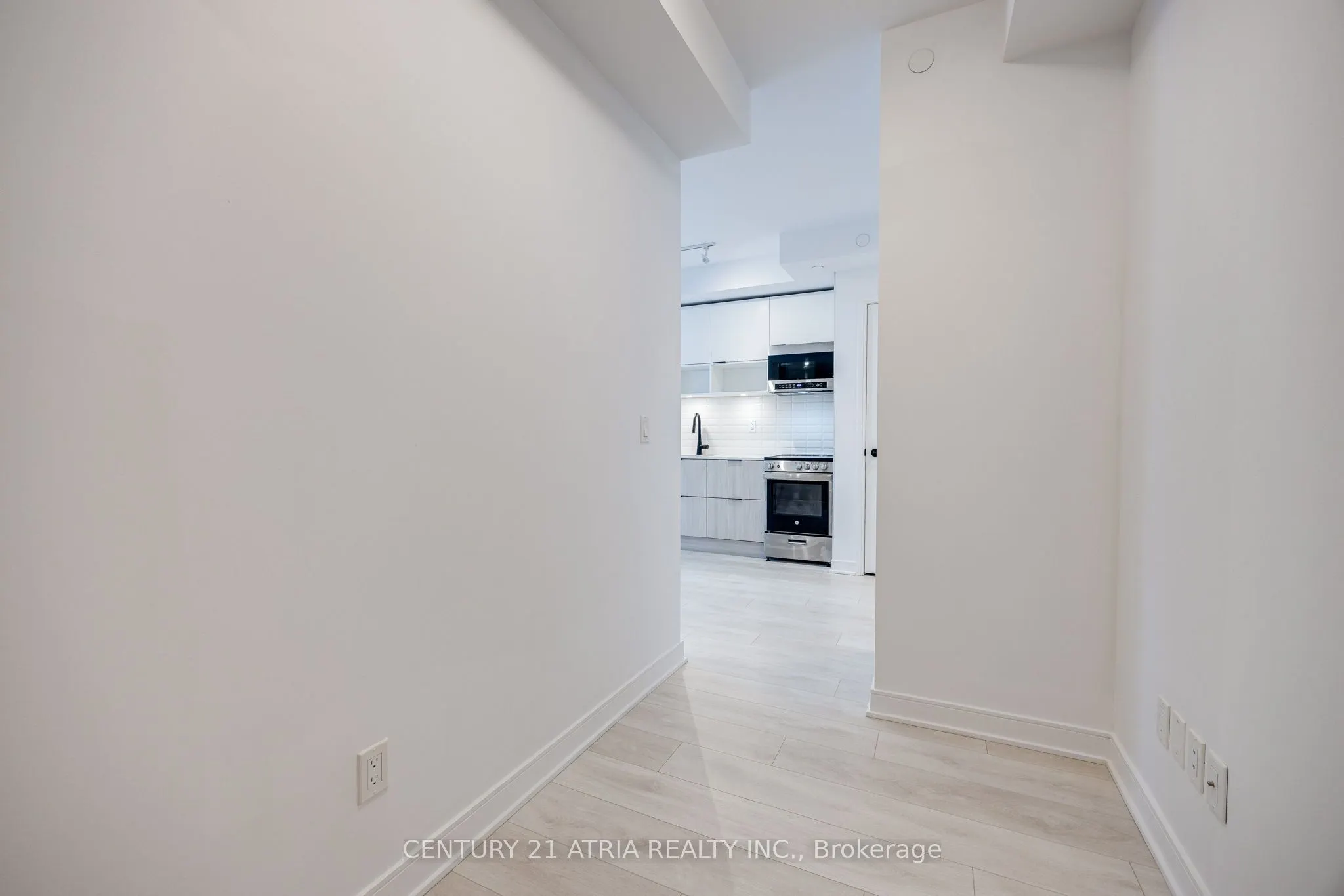 35 Rolling Mills Road, #S304