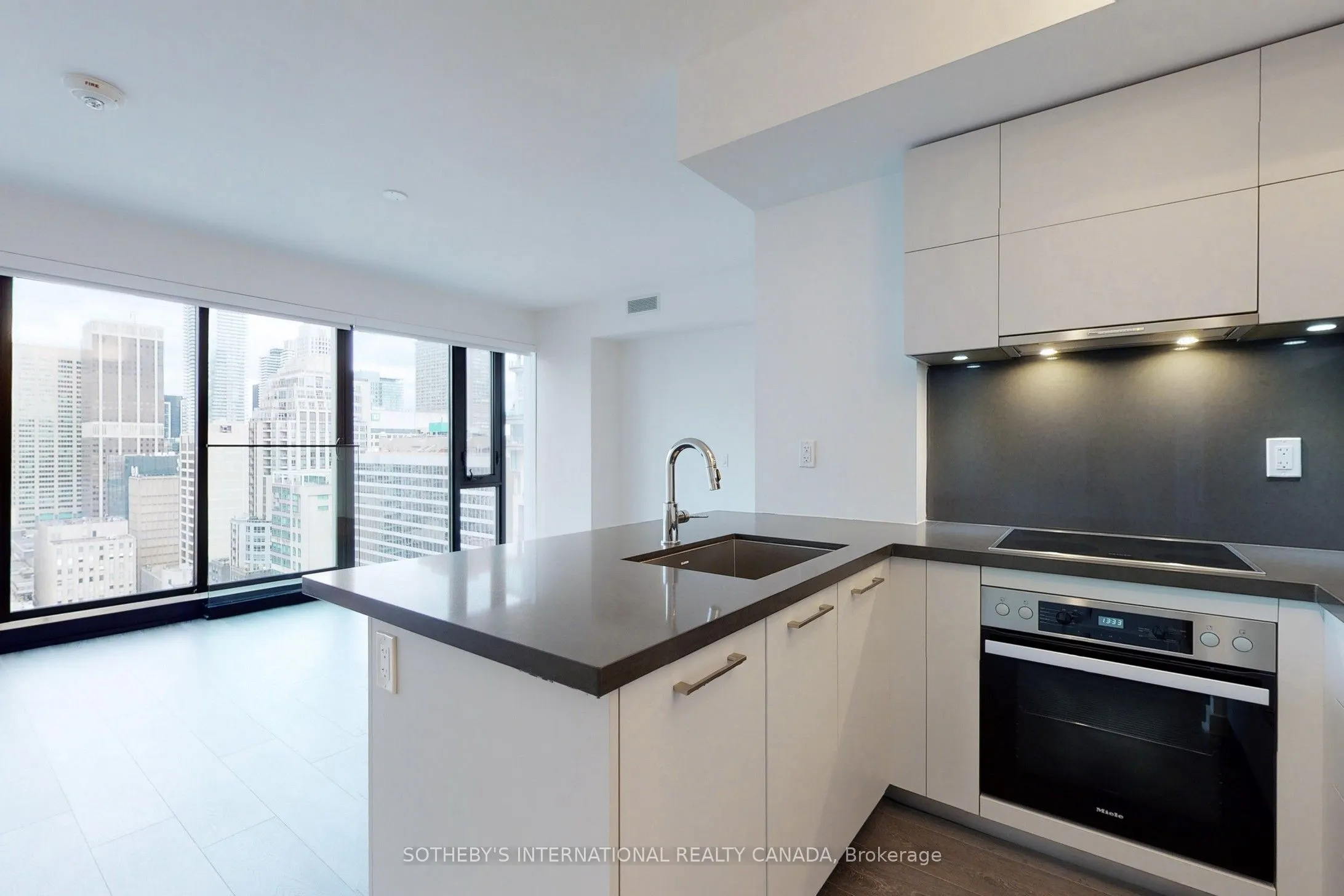 188 Cumberland Street, #2404