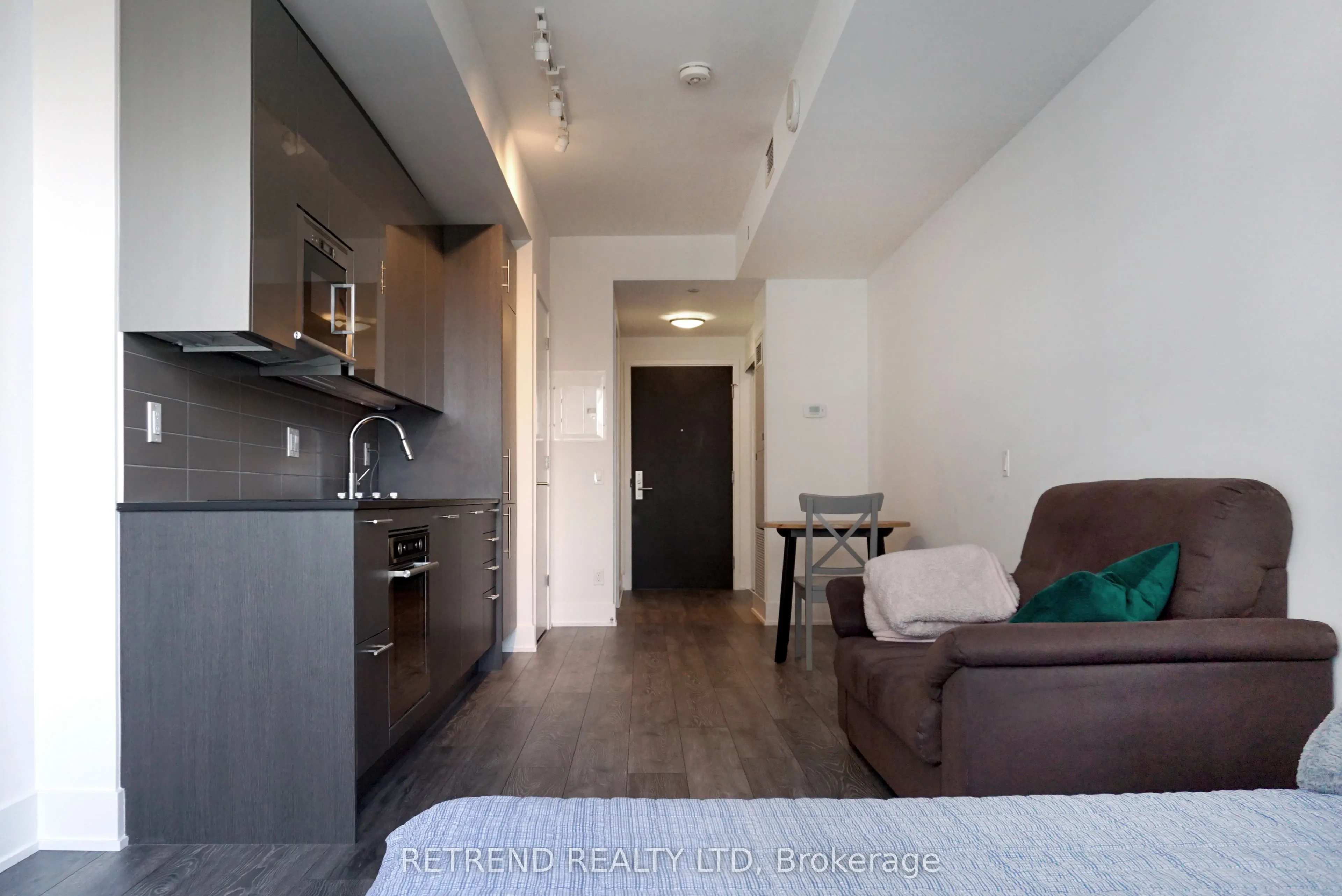 403 Church Street, #2206