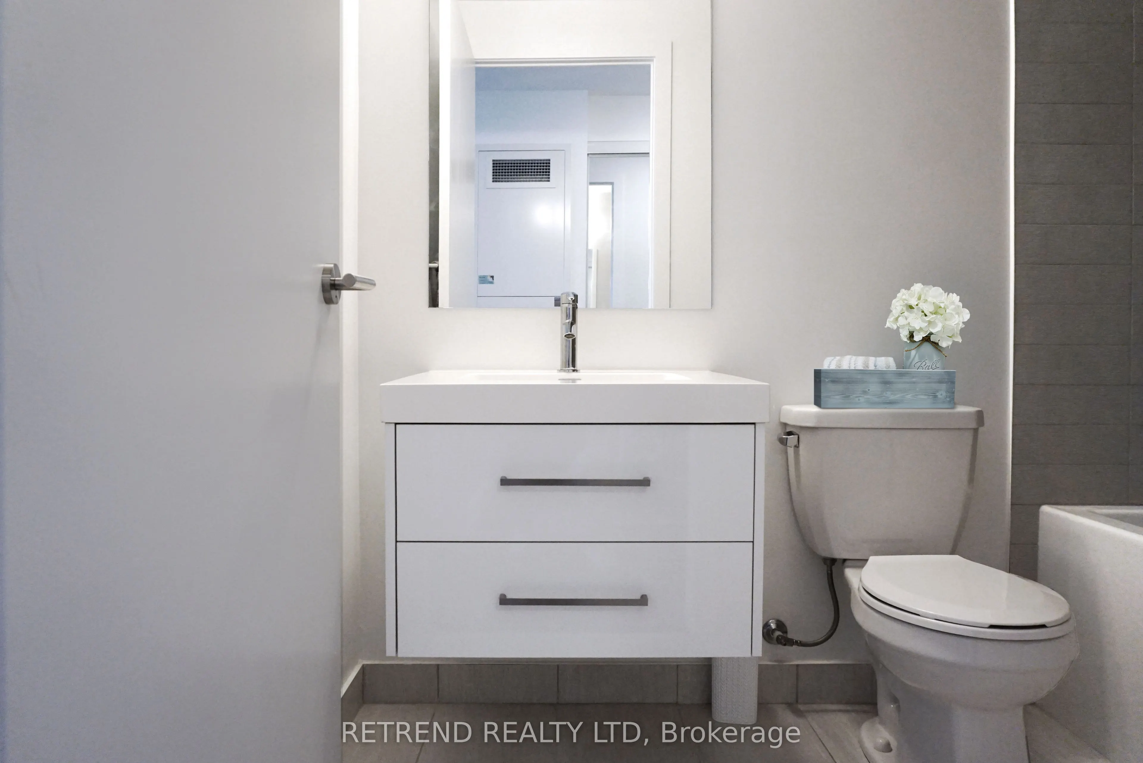 403 Church Street, #2206