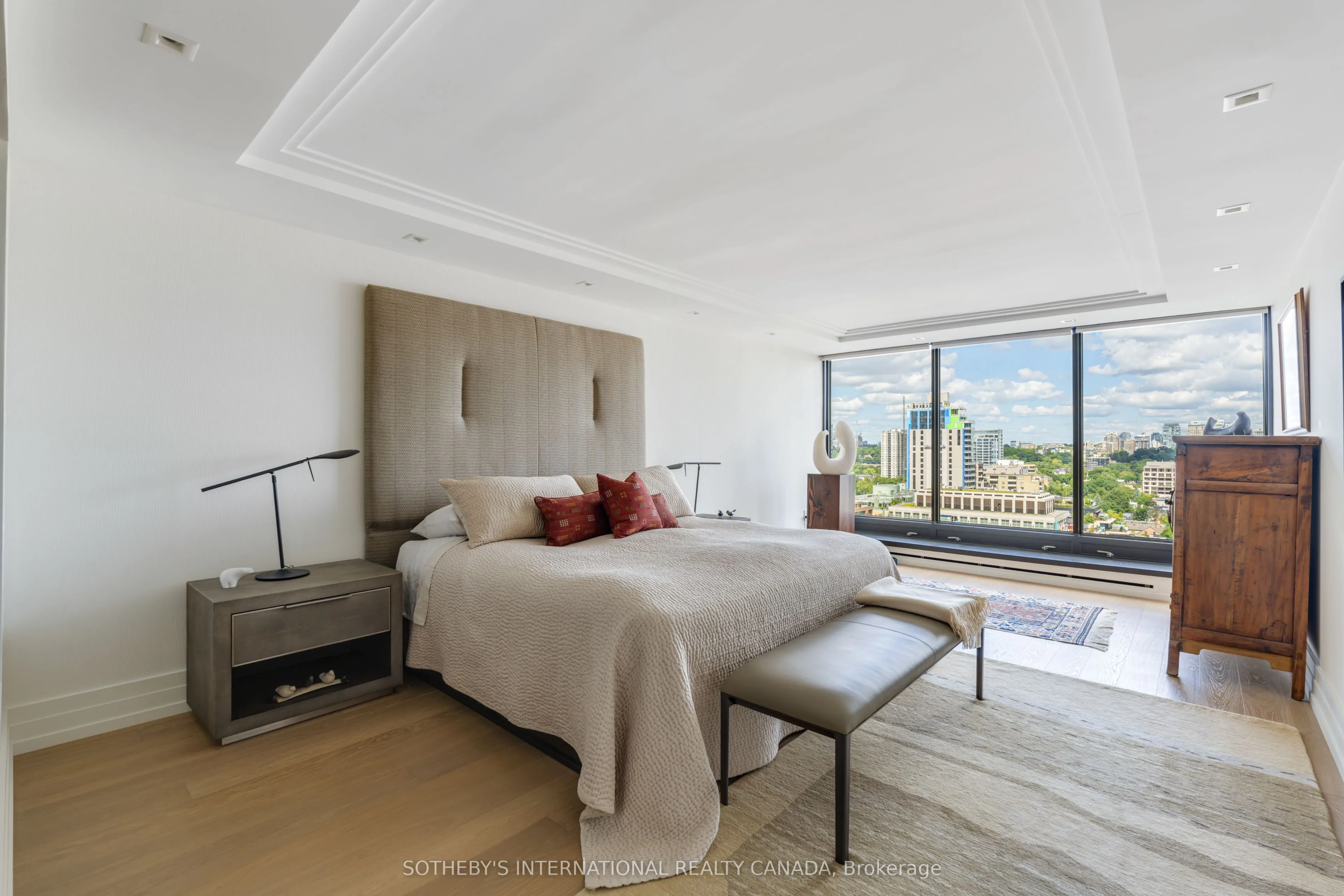 110 Bloor Street W, #1707