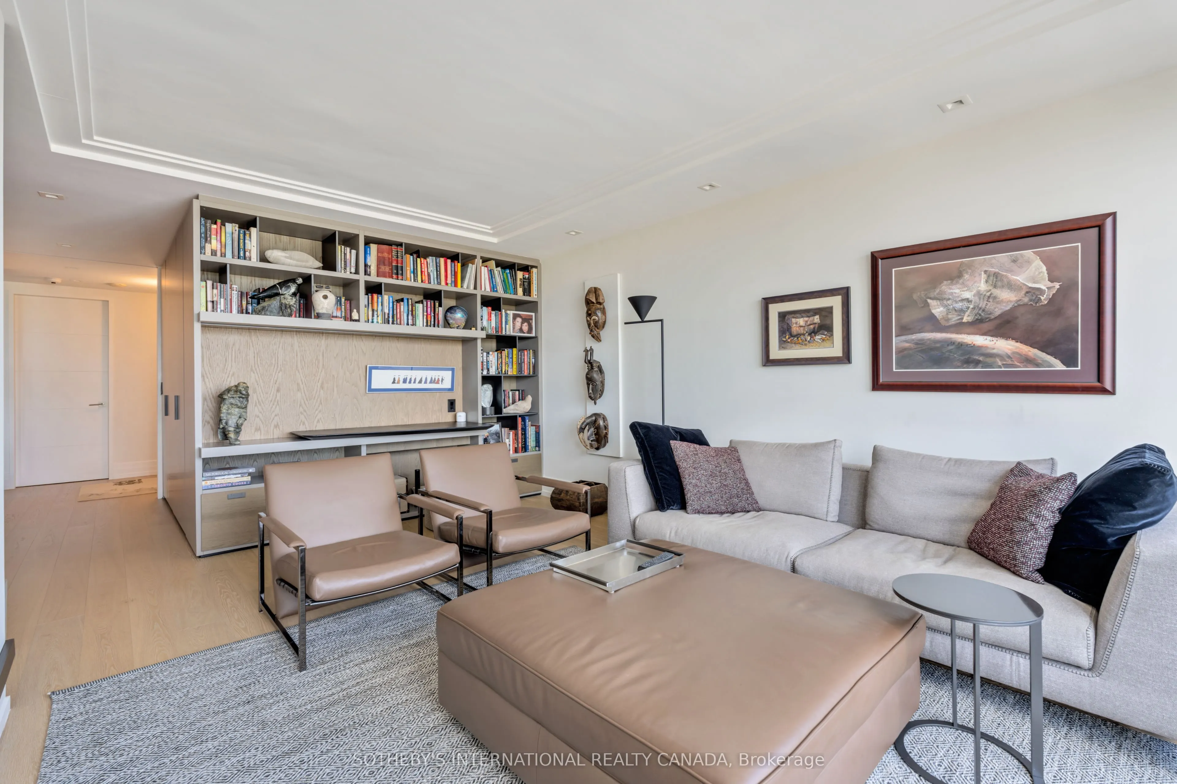 110 Bloor Street W, #1707