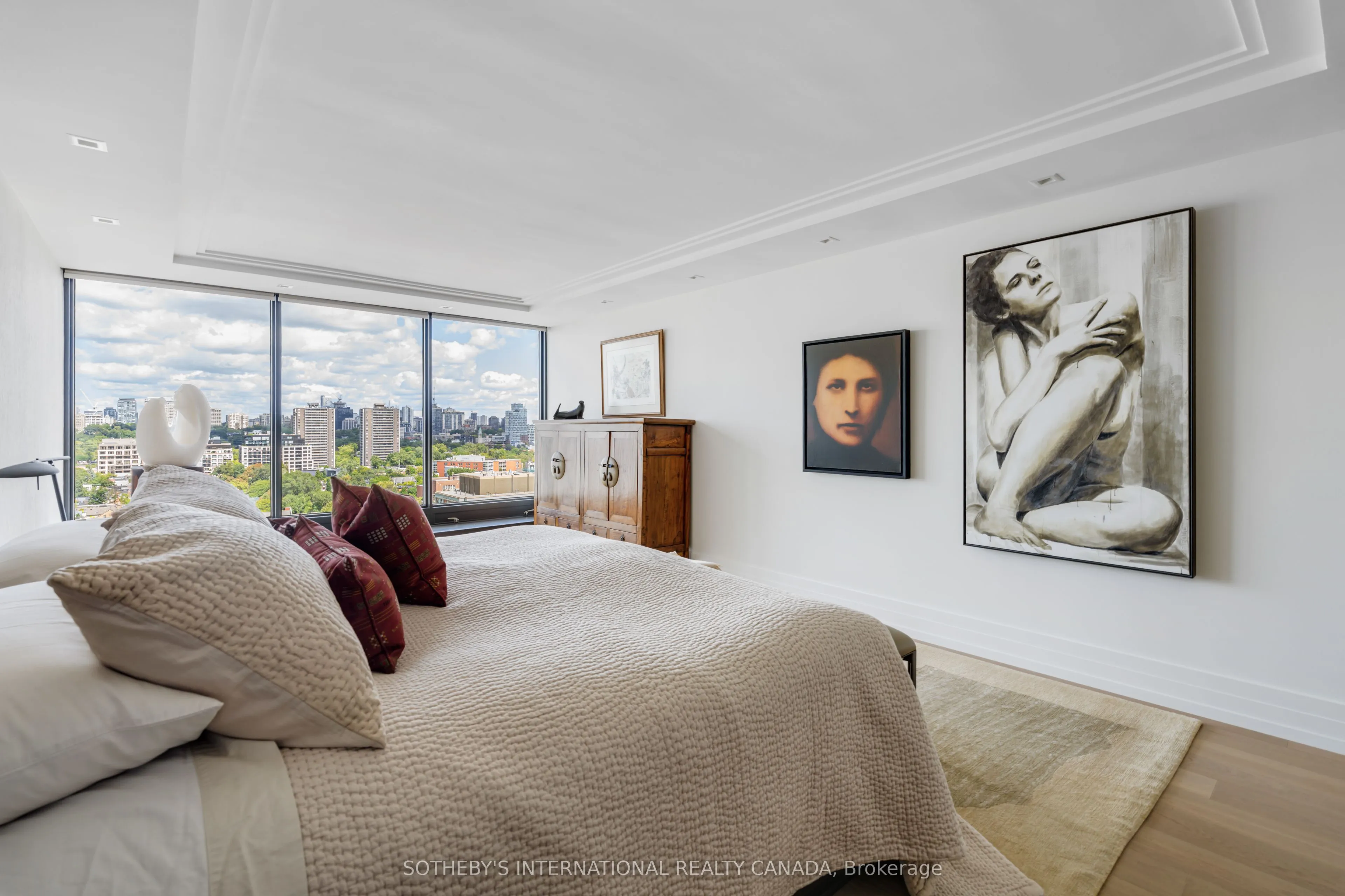 110 Bloor Street W, #1707