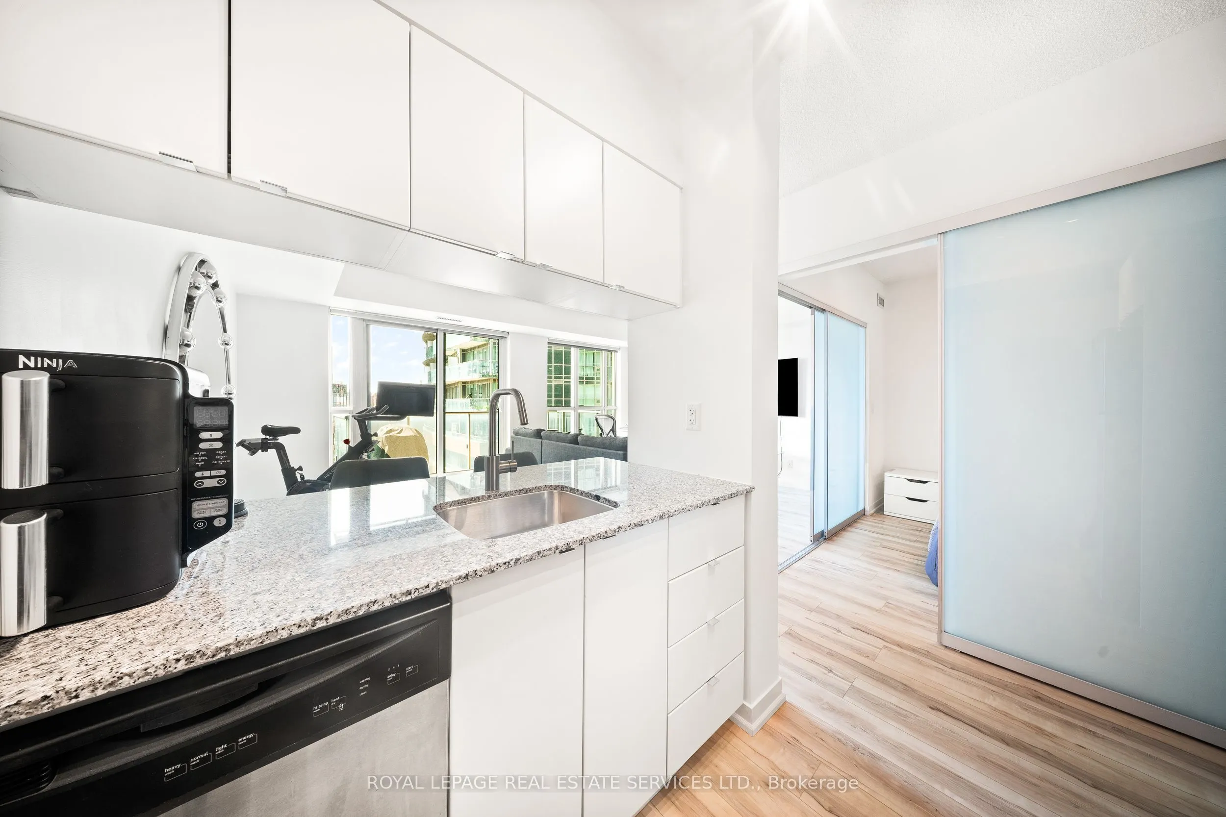 69 Lynn Williams Street, #708