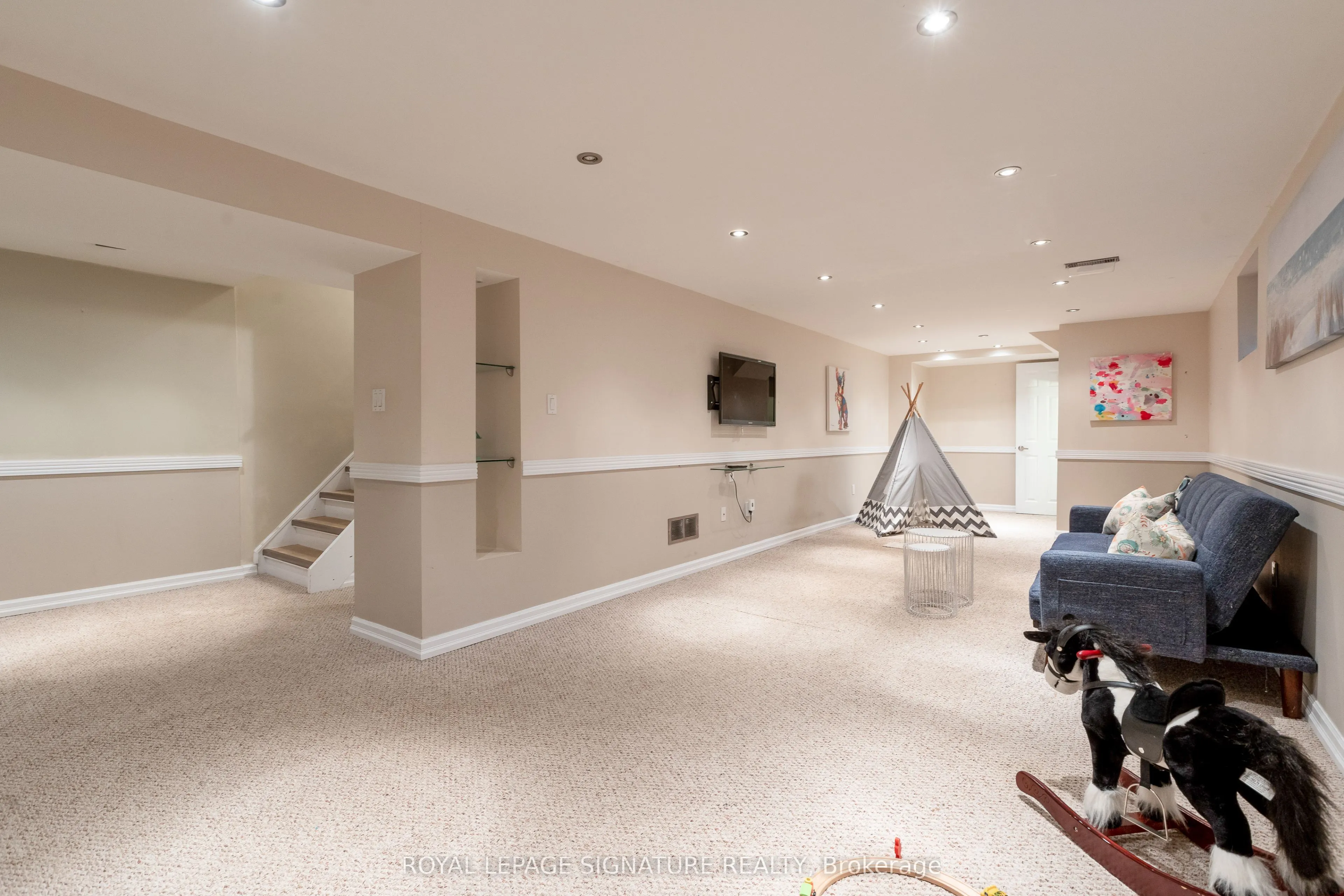 7 Willowood Court