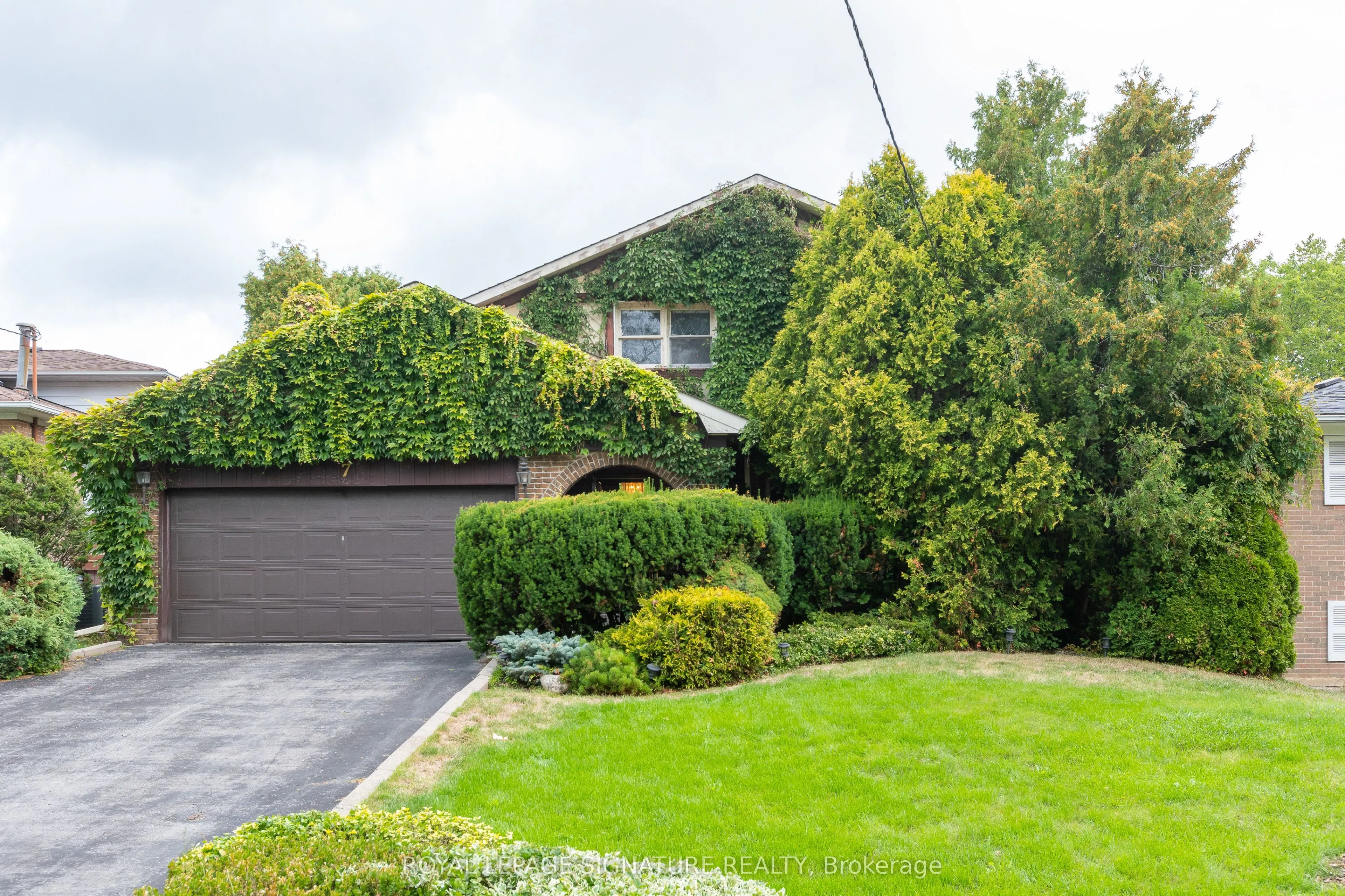7 Willowood Court