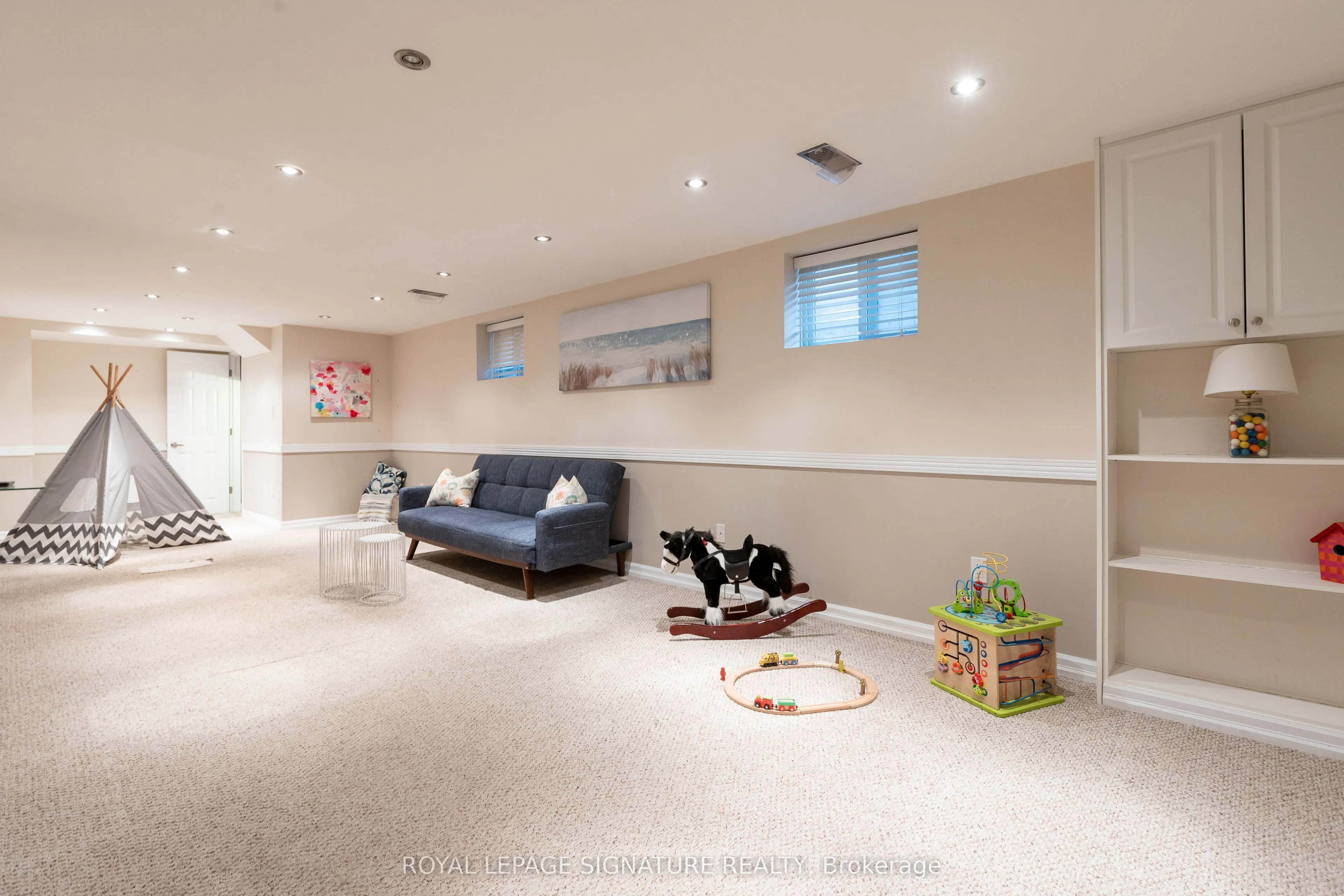 7 Willowood Court