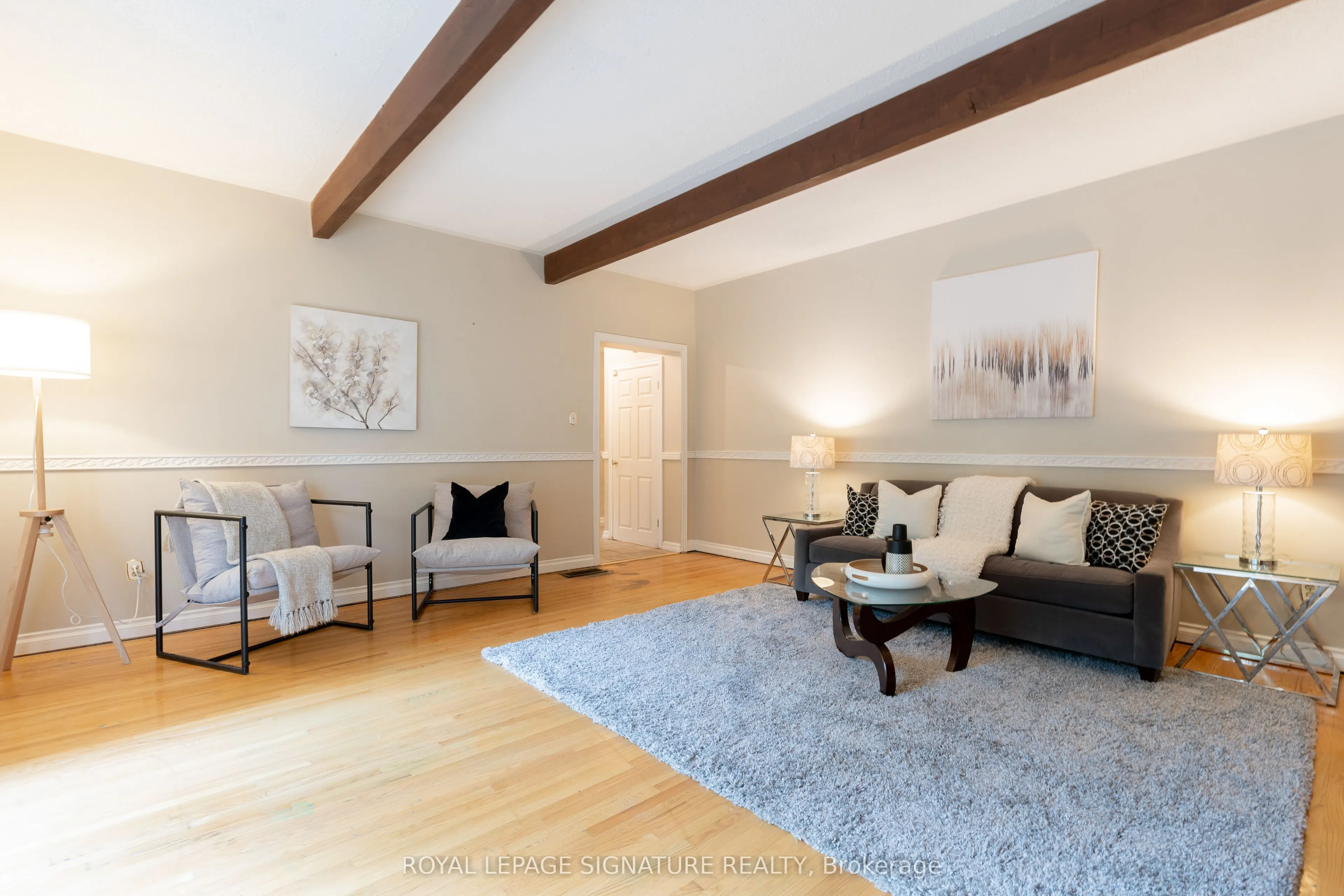 7 Willowood Court
