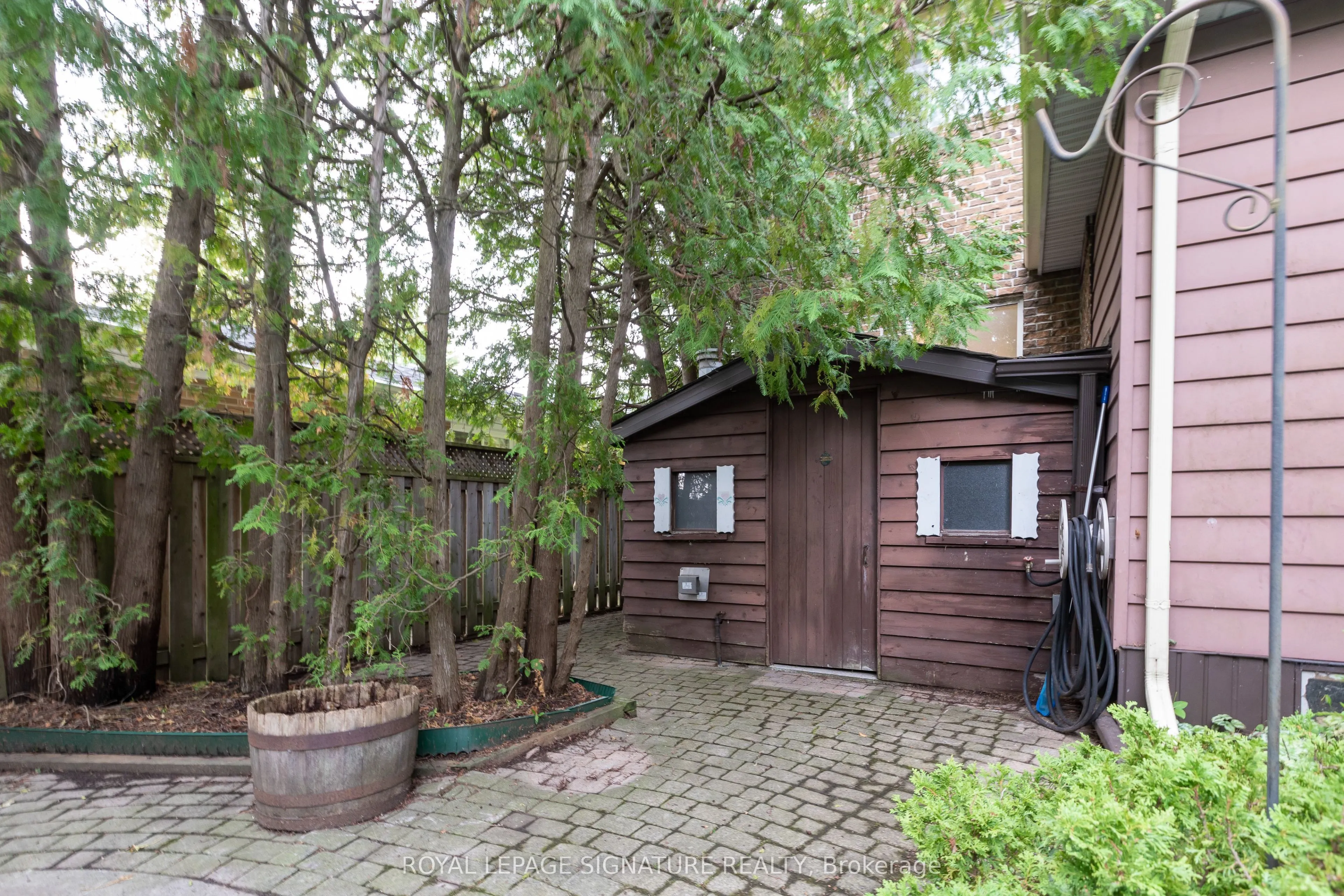 7 Willowood Court