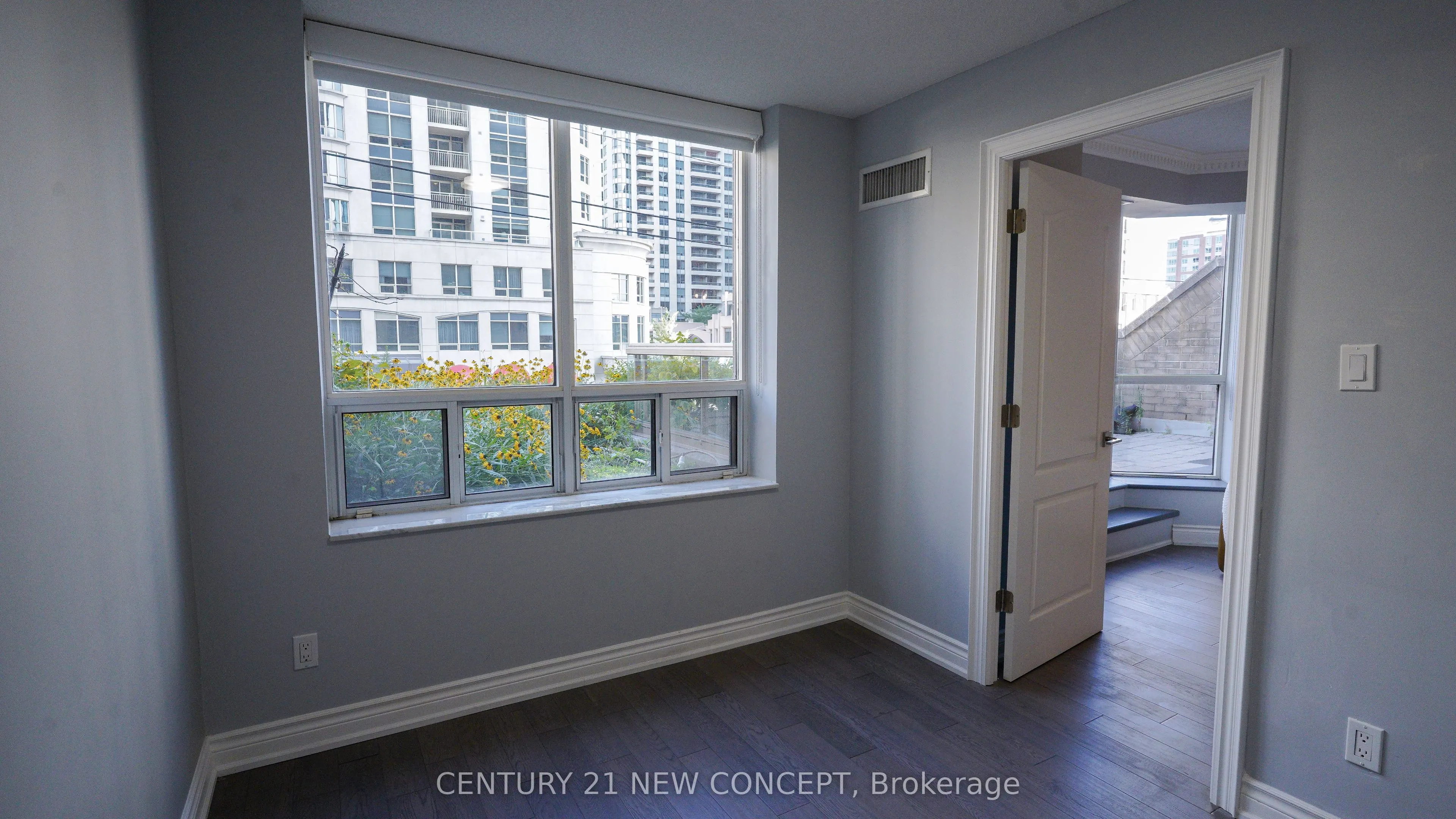 5418 Yonge Street, #217