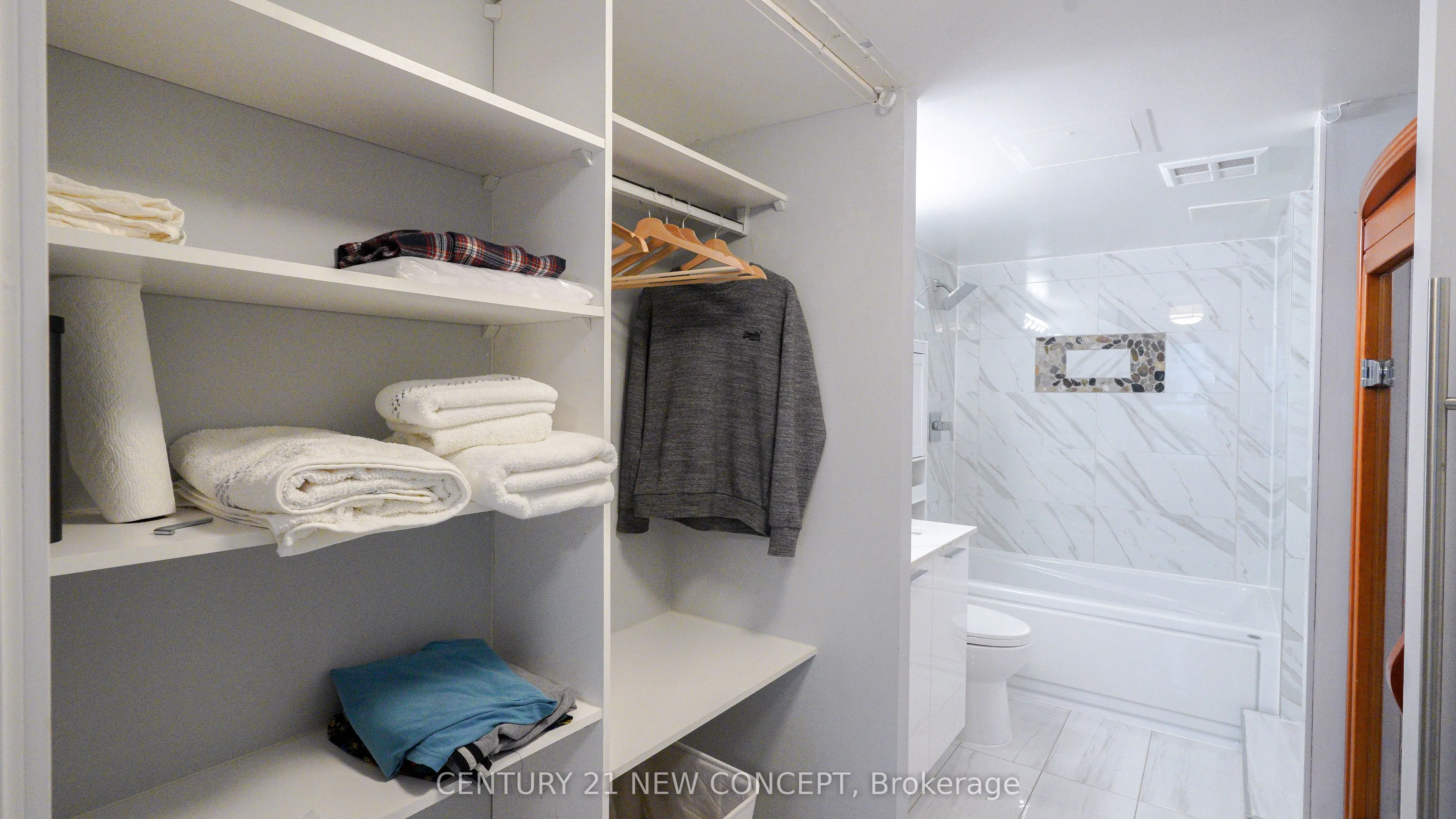 5418 Yonge Street, #217