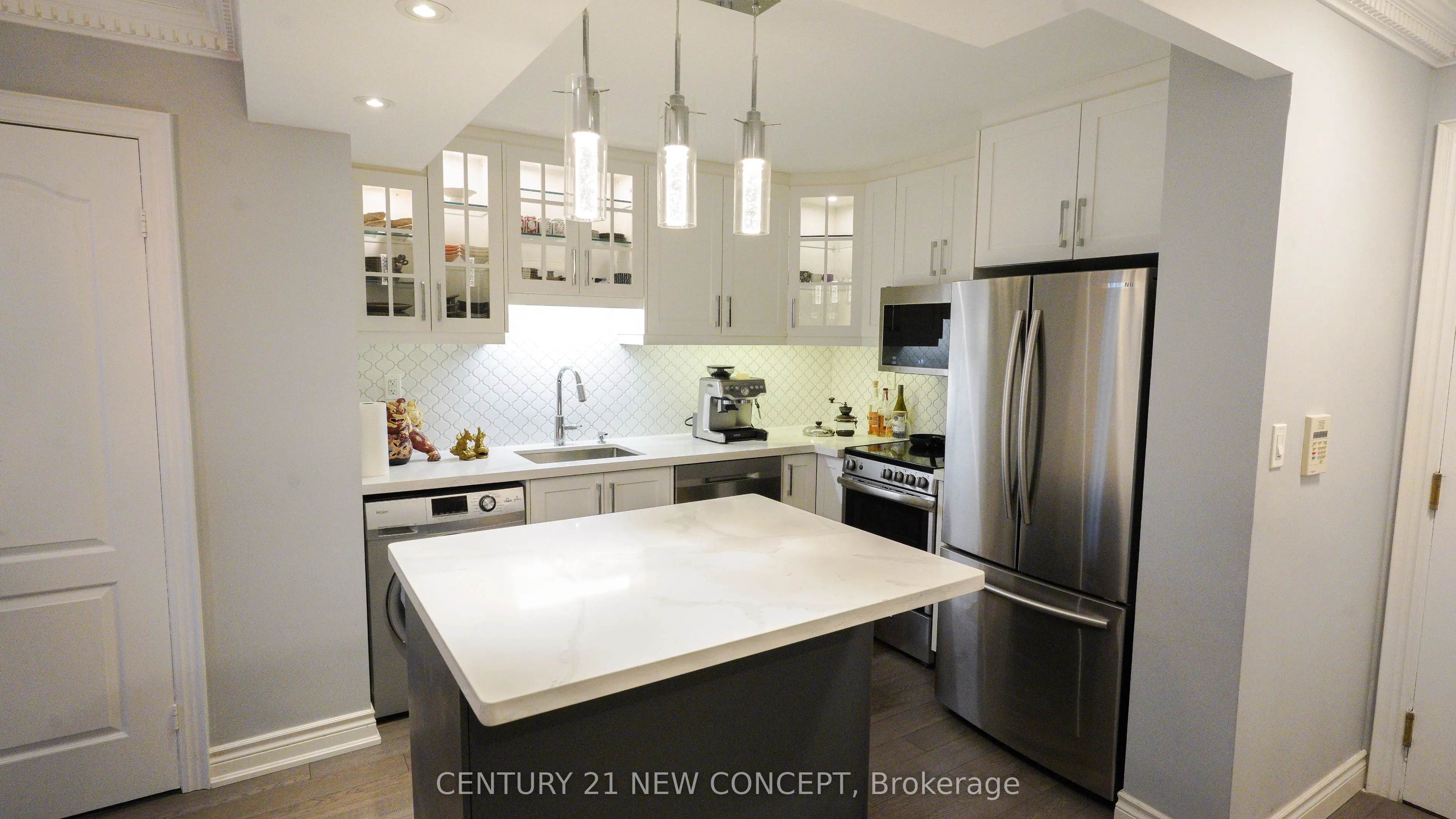 5418 Yonge Street, #217