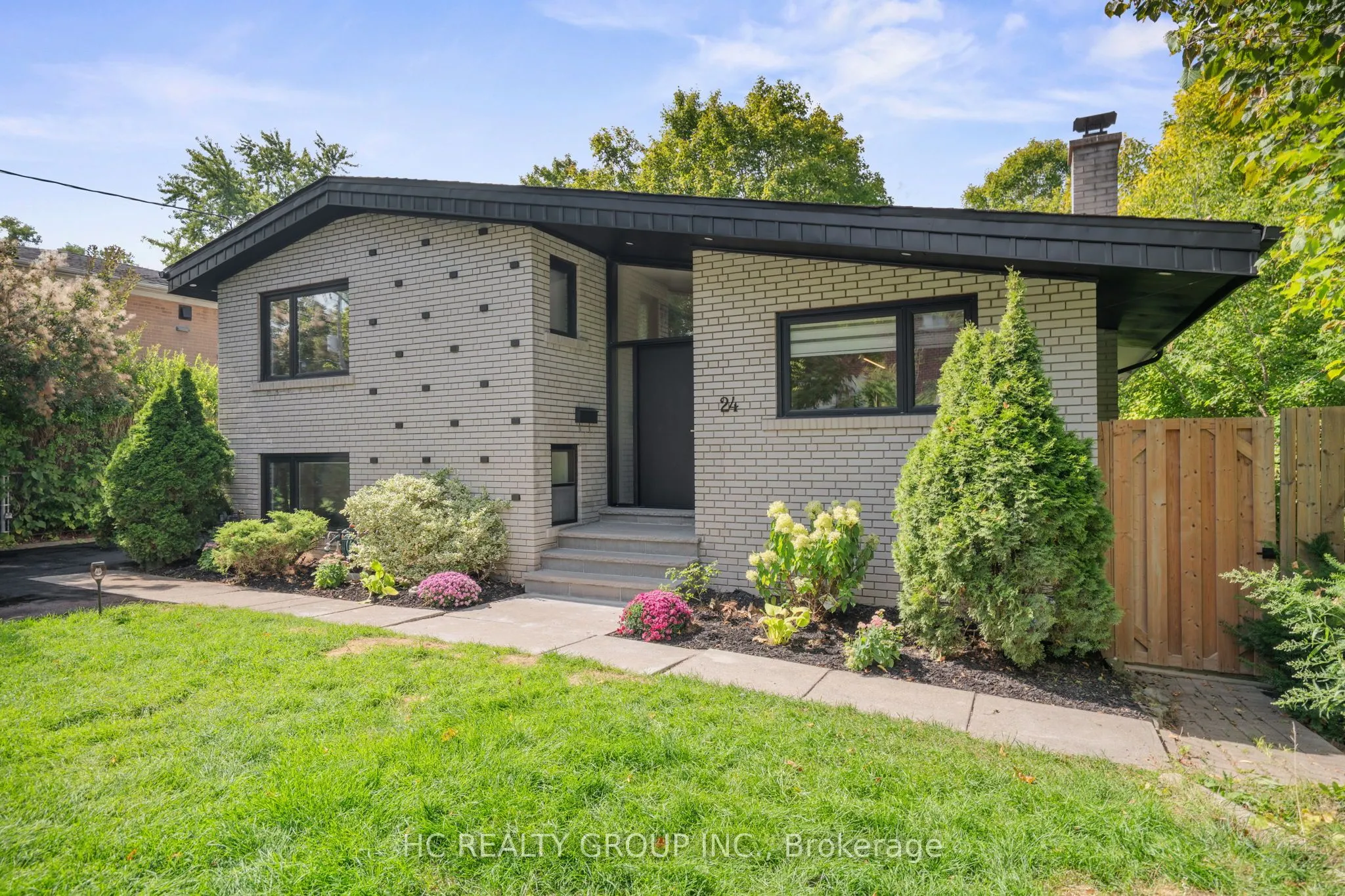 24 Addington Avenue
