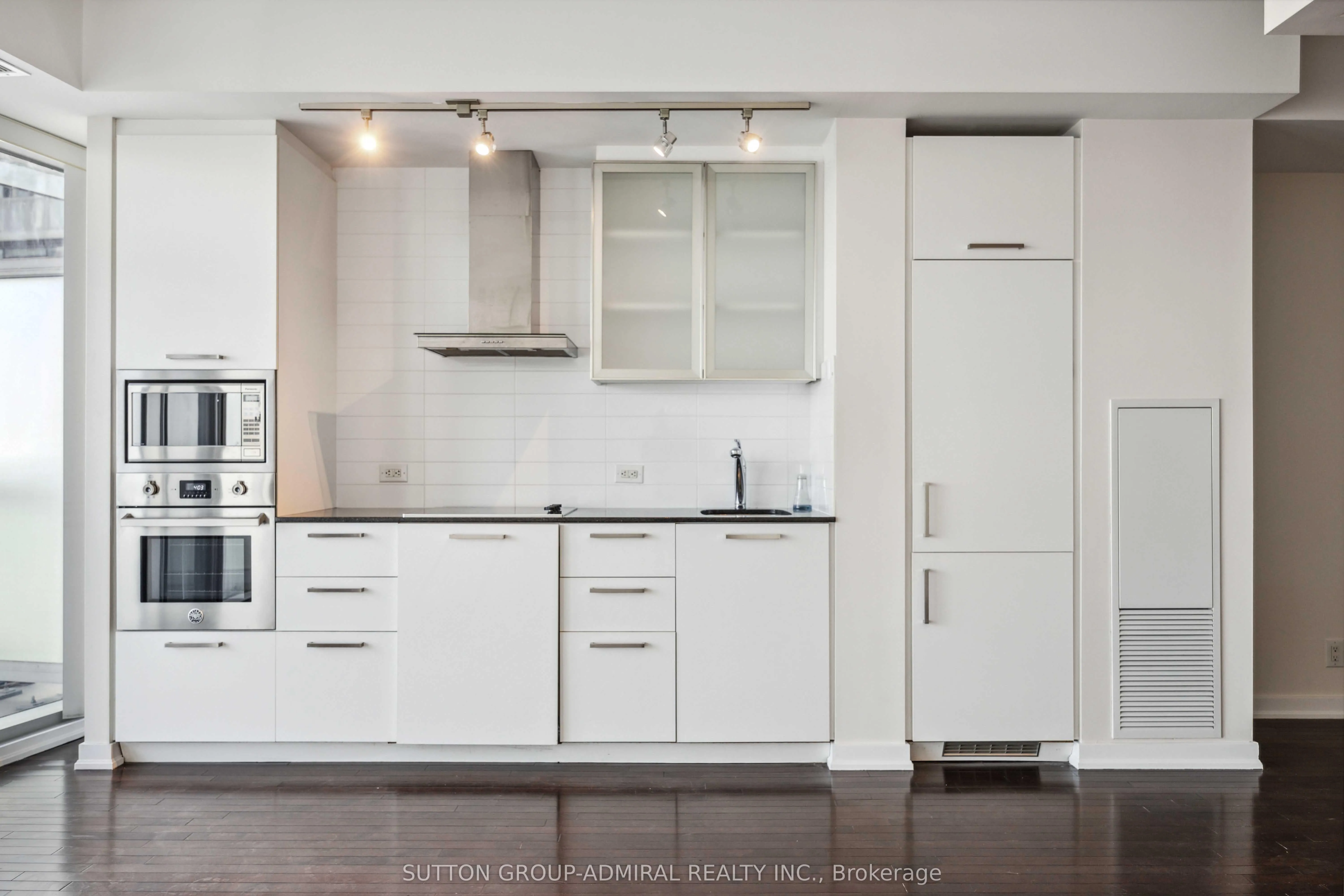 14 York Street, #4704