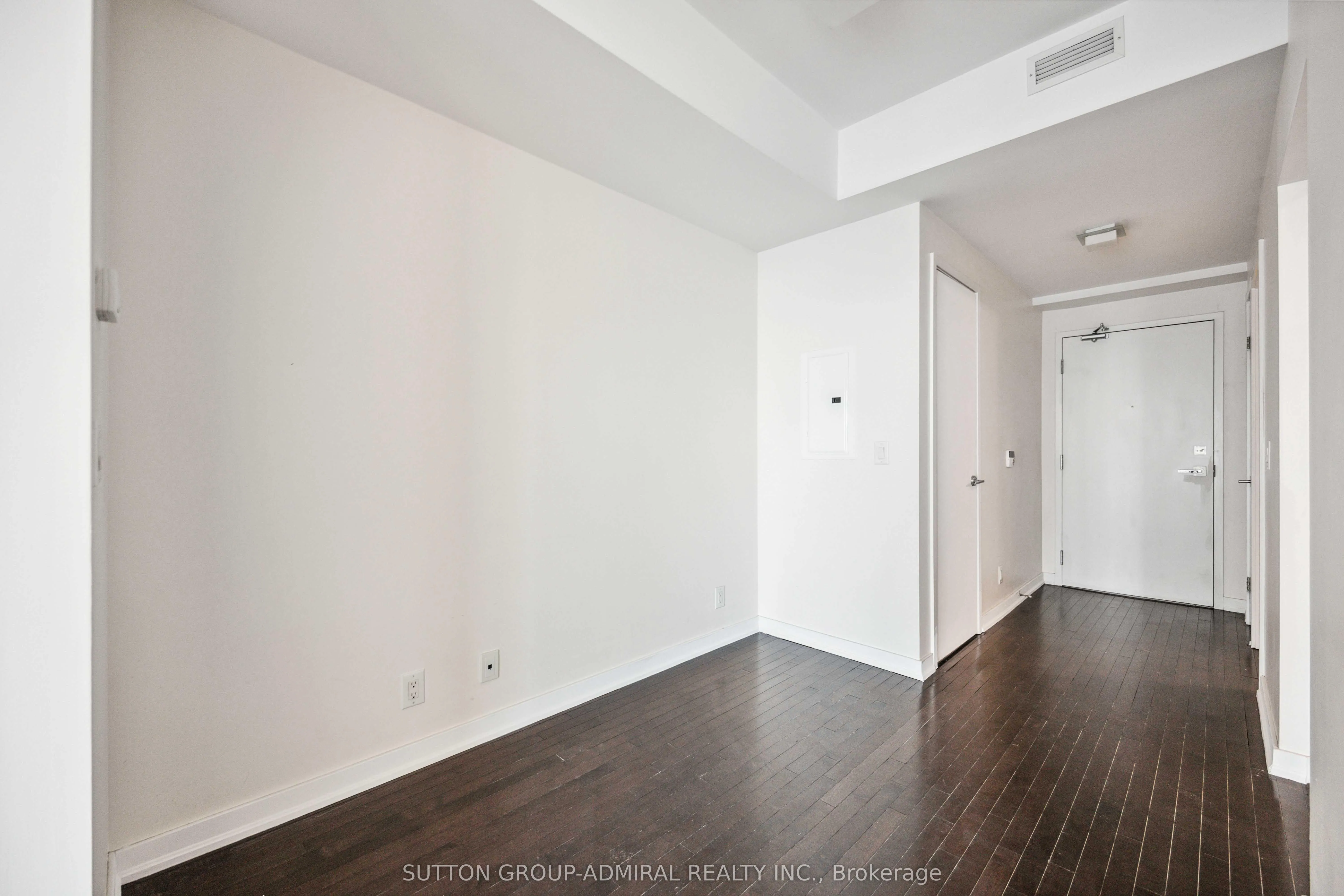14 York Street, #4704