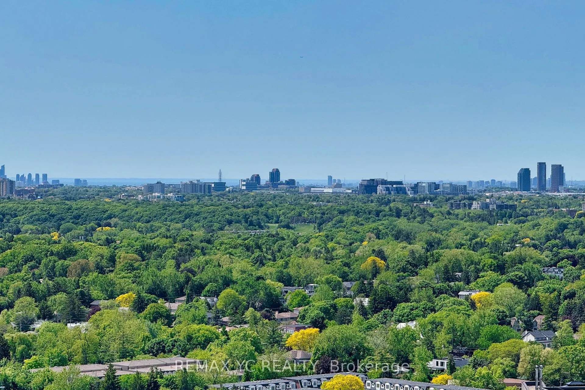 15 Holmes Avenue, #2504