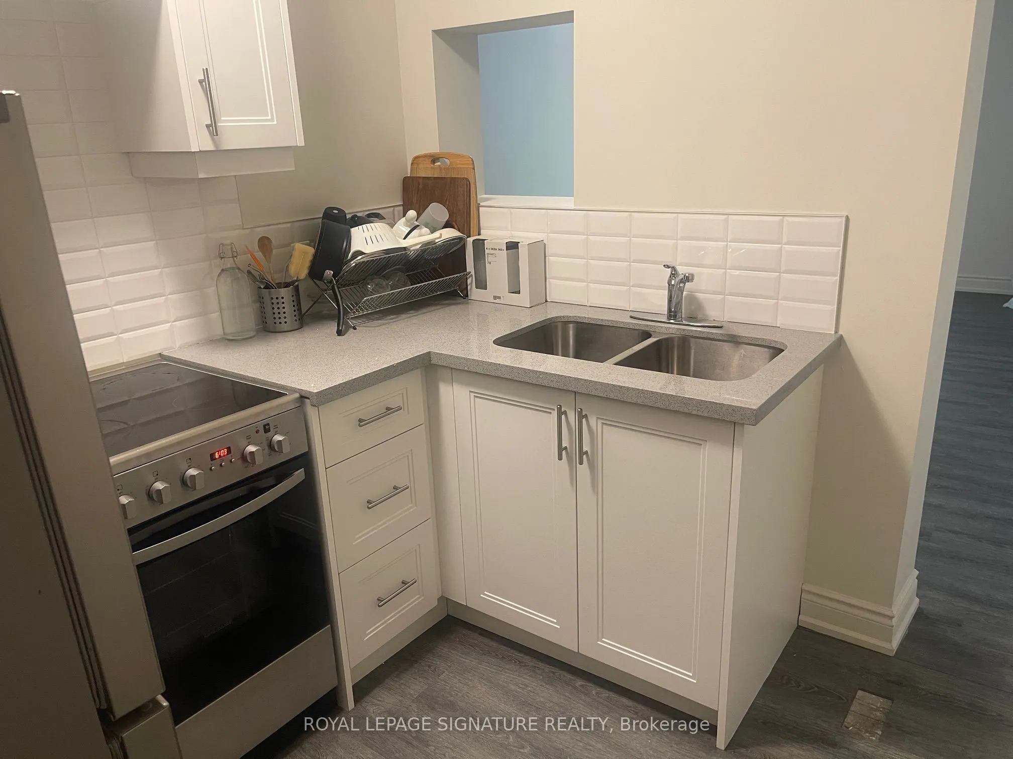 394 Dovercourt Road, #24