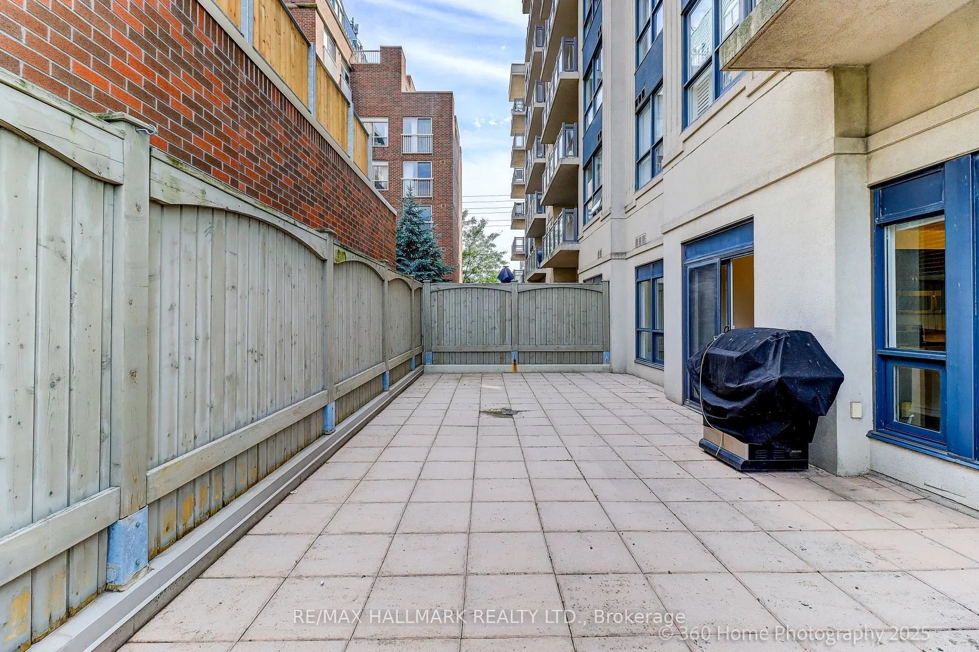 872 Sheppard Avenue W, #105
