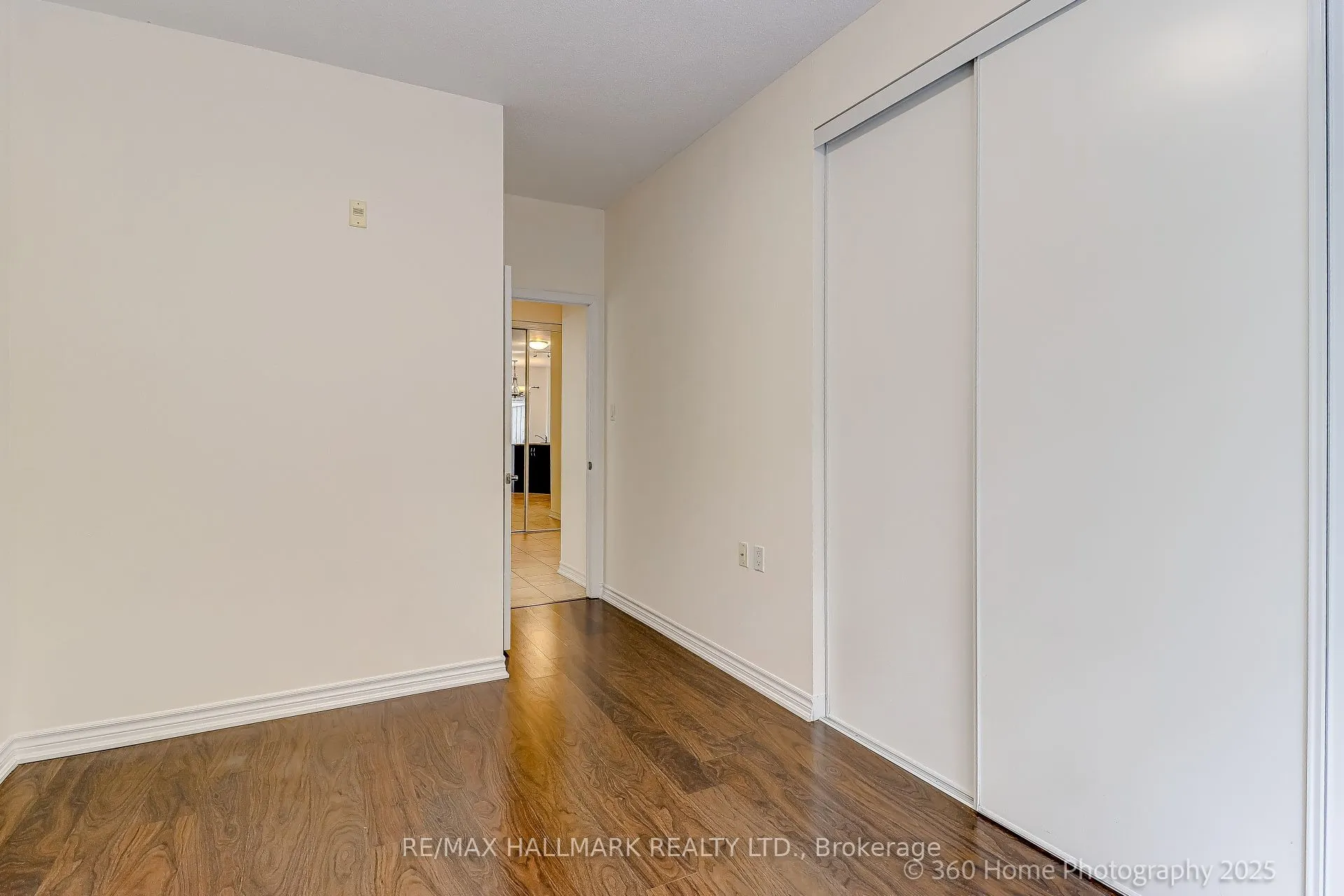 872 Sheppard Avenue W, #105