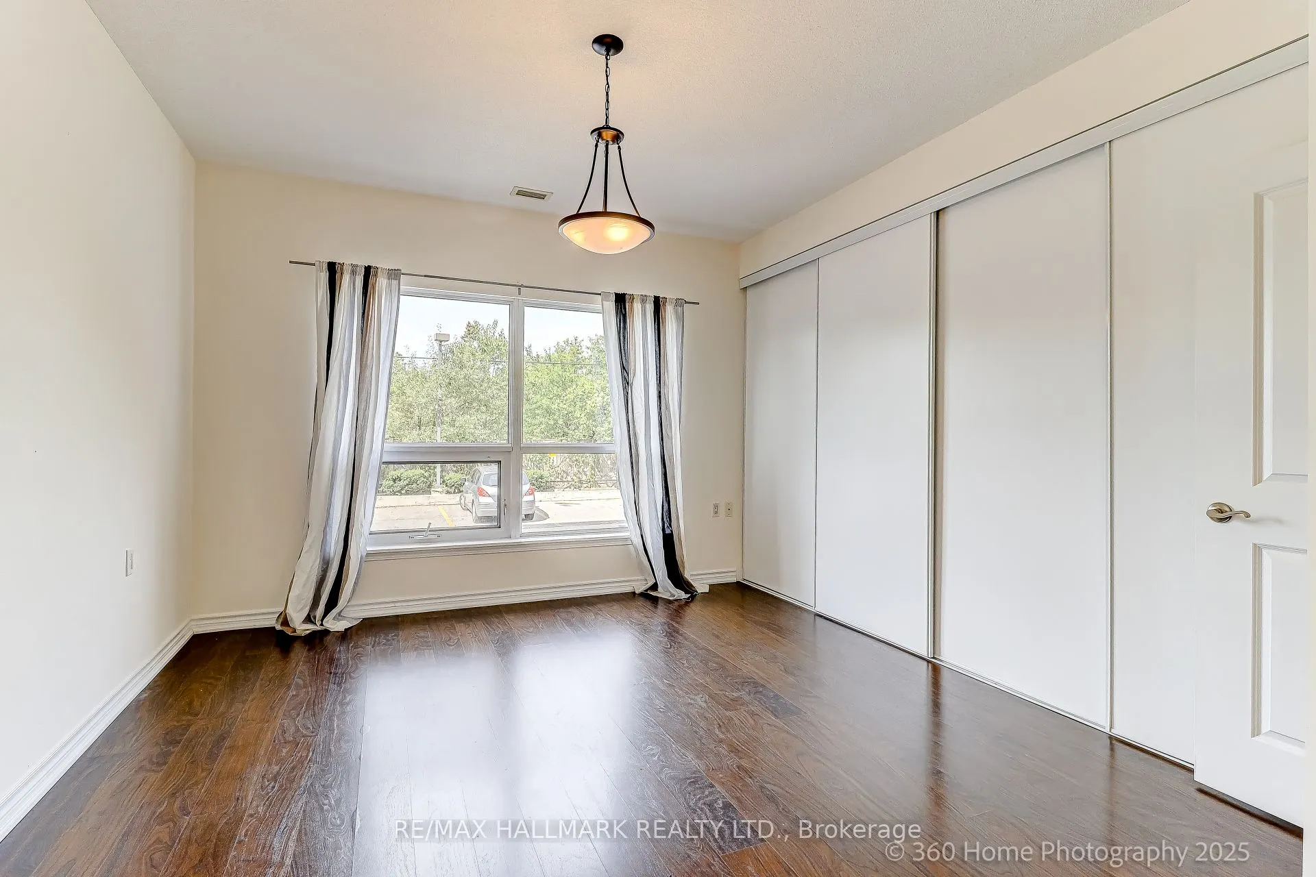 872 Sheppard Avenue W, #105